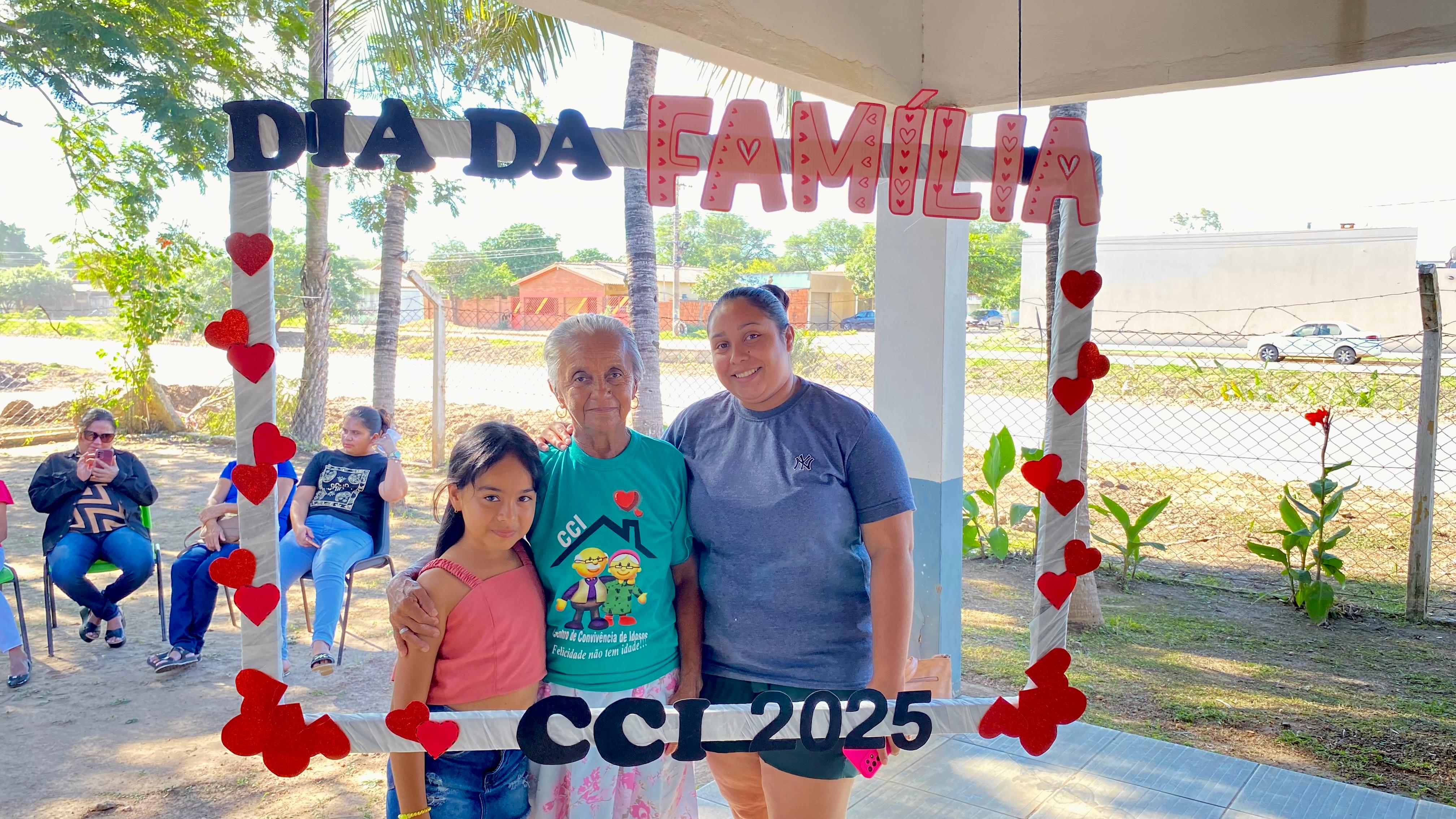 CCI celebra o Dia da Família com tarde especial de integração entre idosos, familiares e amigos CCI celebra o Dia da Família com tarde especial de integração entre idosos, familiares e amigos