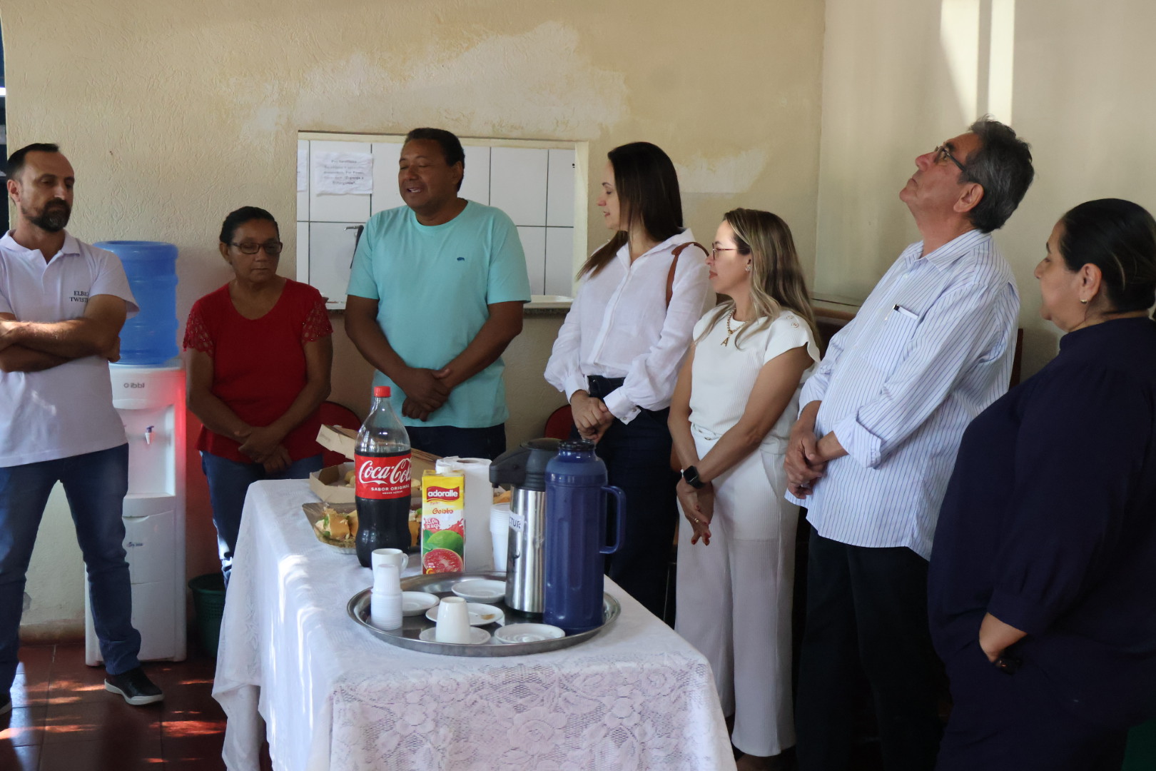 Prefeito Nelson Cintra e vice-prefeita Dra. Andreara Castro visitam secretarias em homenagem ao Dia do Trabalhador Prefeito Nelson Cintra e vice-prefeita Dra. Andreara Castro visitam secretarias em homenagem ao Dia do Trabalhador