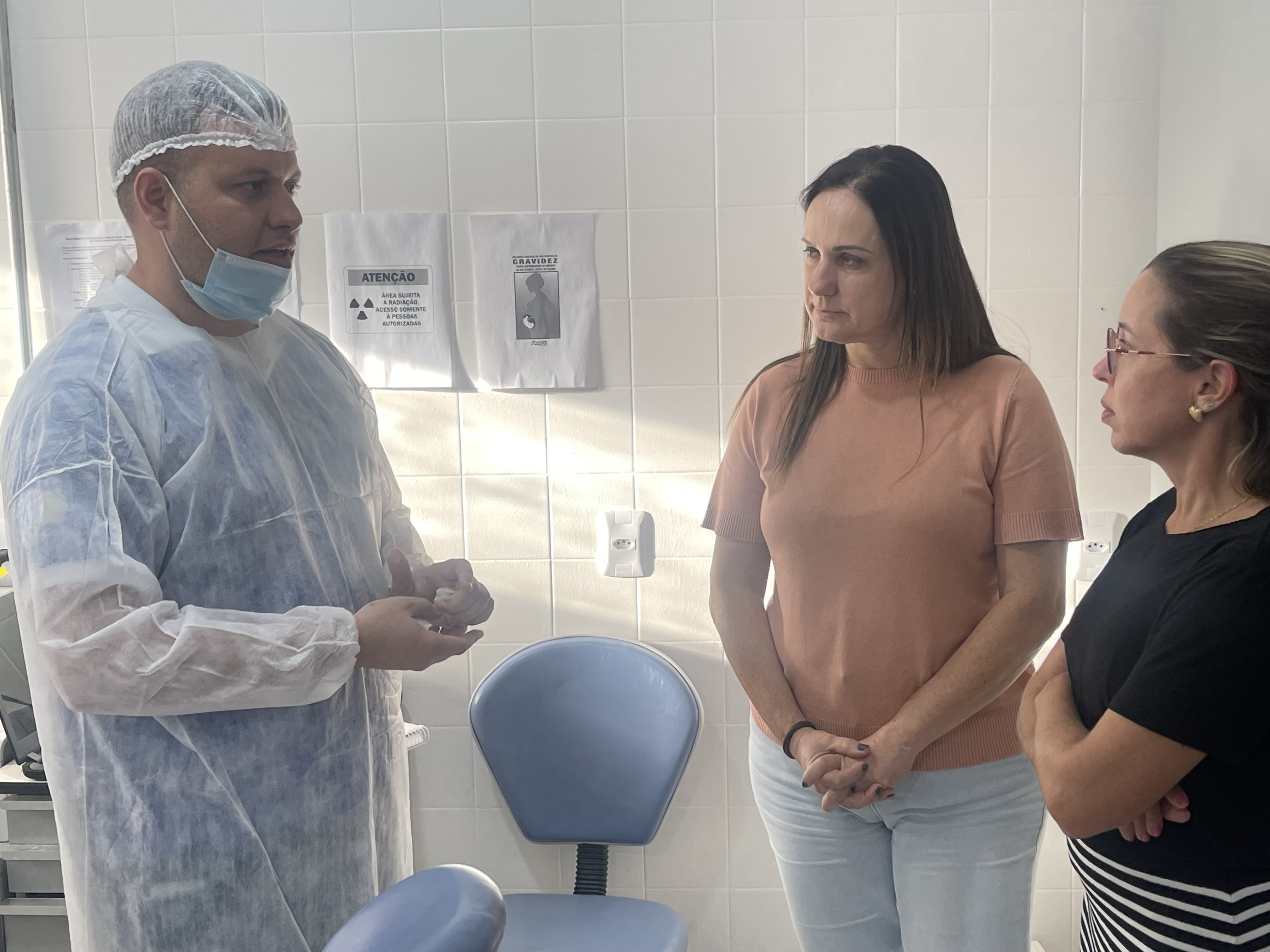 Porto Murtinho transforma sorrisos e vidas através do Brasil Sorridente Programa de próteses dentárias gratuitas, coordenado por dentistas, devolve autoestima e saúde bucal à população Porto Murtinho transforma sorrisos e vidas através do Brasil Sorridente Programa de próteses dentárias gratuitas, coordenado por dentistas, devolve autoestima e saúde bucal à população