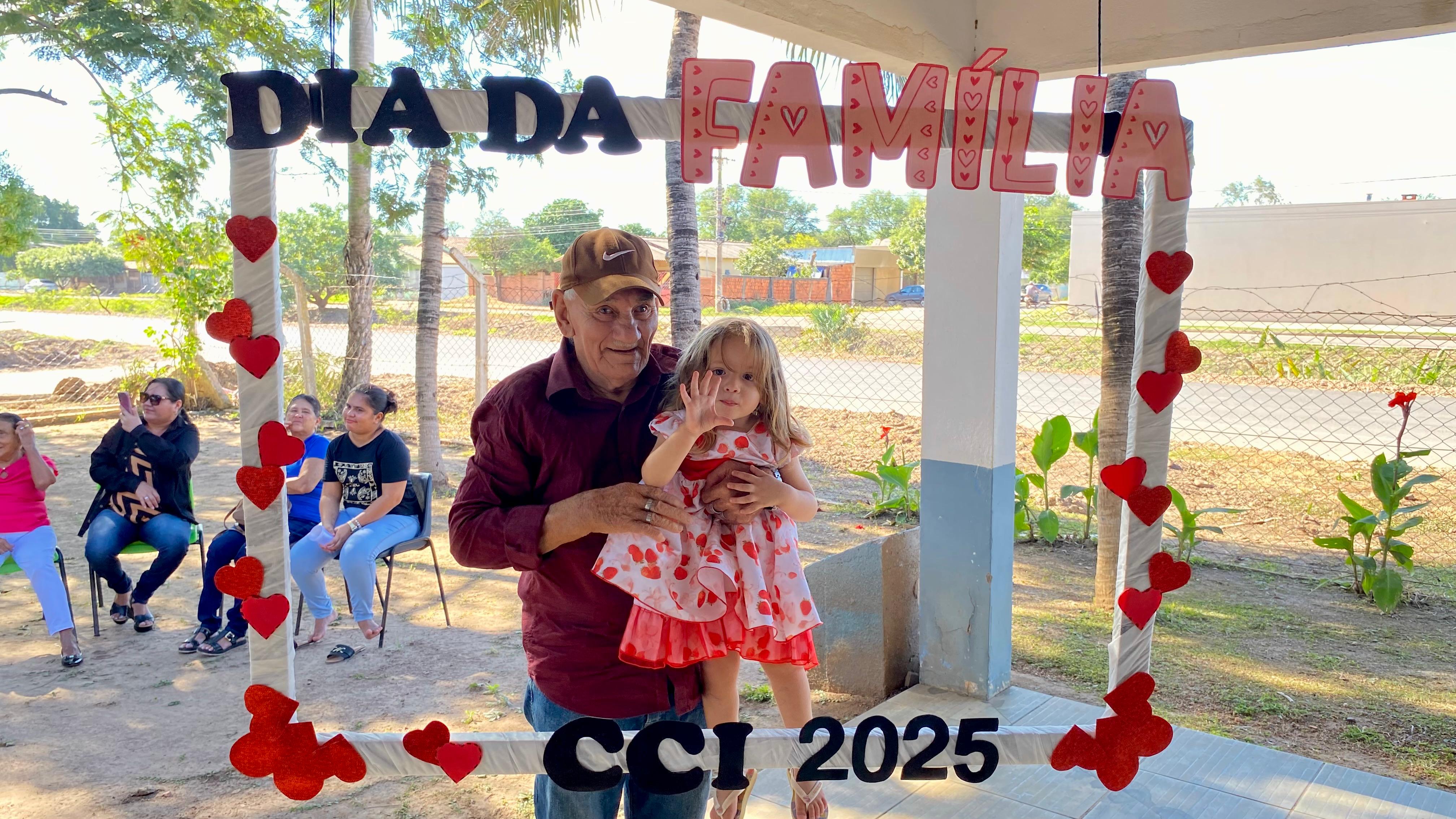 CCI celebra o Dia da Família com tarde especial de integração entre idosos, familiares e amigos CCI celebra o Dia da Família com tarde especial de integração entre idosos, familiares e amigos