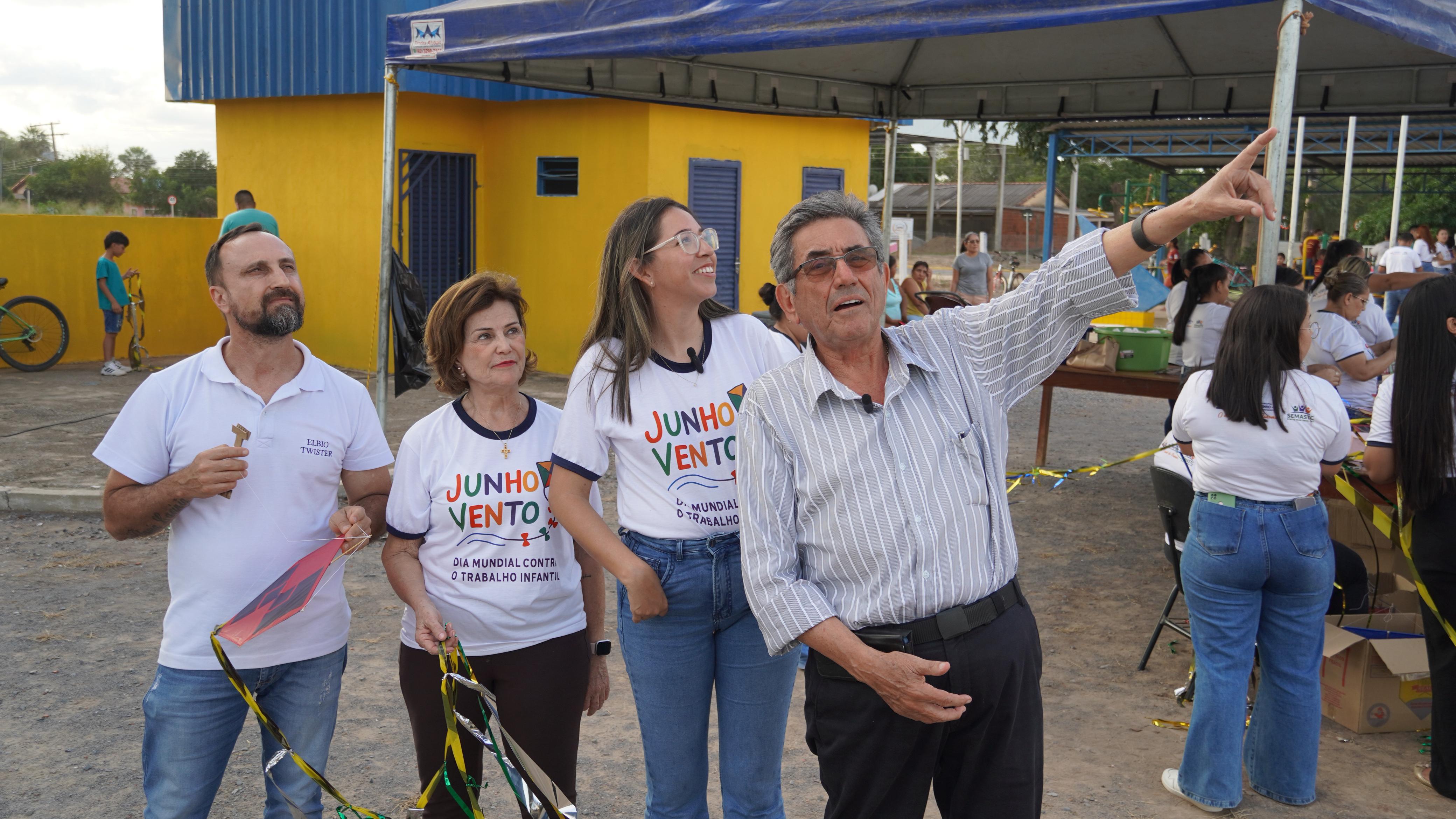 Junho Vento - Secretaria de Assistência Social realiza oficina de pipas em alusão ao Dia Mundial contra o Trabalho Infantil Junho Vento - Secretaria de Assistência Social realiza oficina de pipas em alusão ao Dia Mundial contra o Trabalho Infantil