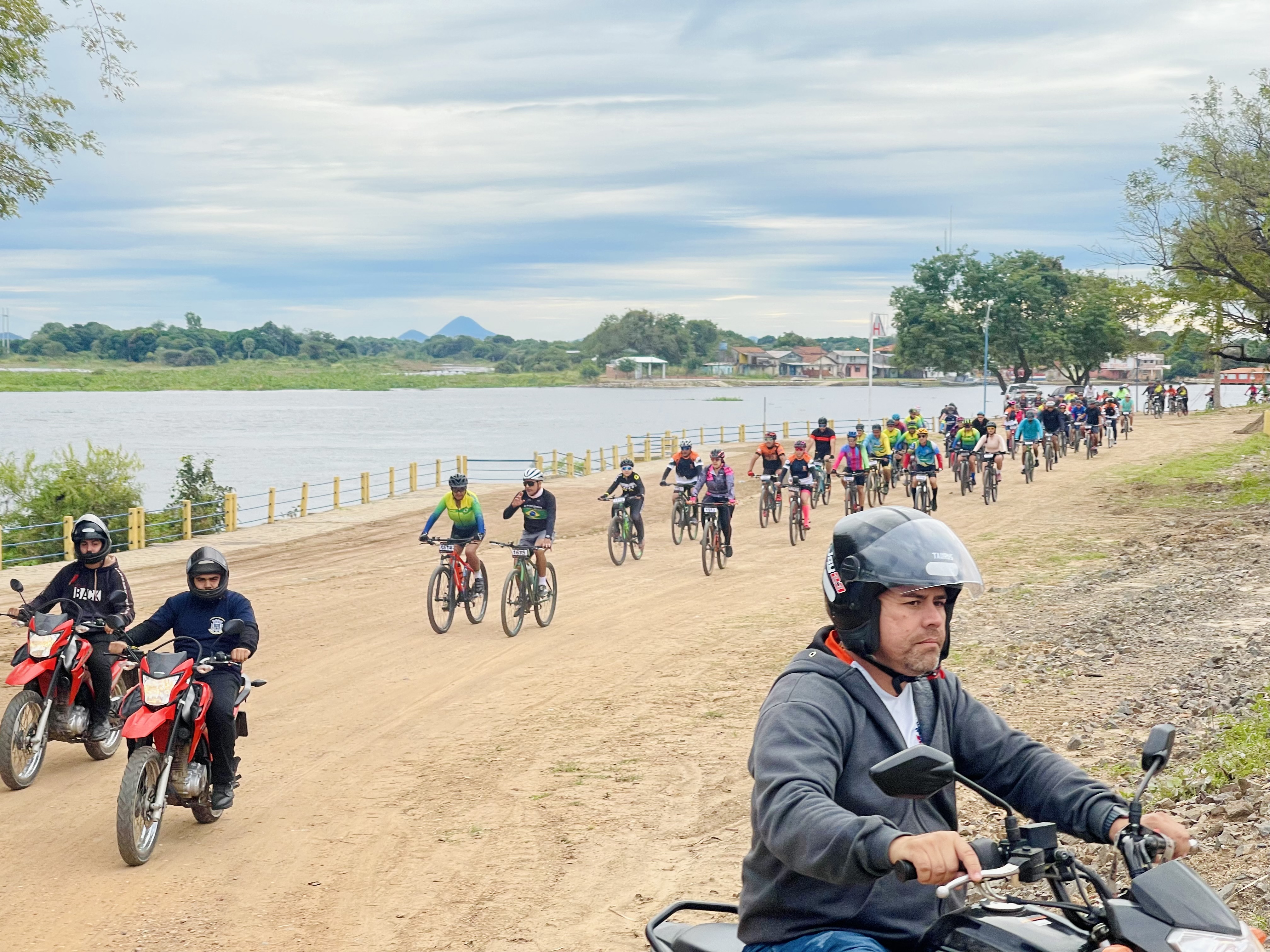 Porto Murtinho sedia a 15ª edição da Rota Pantaneira de Ciclismo, agora intitulada Rota Bioceânica, e abre oficialmente as comemorações dos 113 anos do município Porto Murtinho sedia a 15ª edição da Rota Pantaneira de Ciclismo, agora intitulada Rota Bioceânica, e abre oficialmente as comemorações dos 113 anos do município