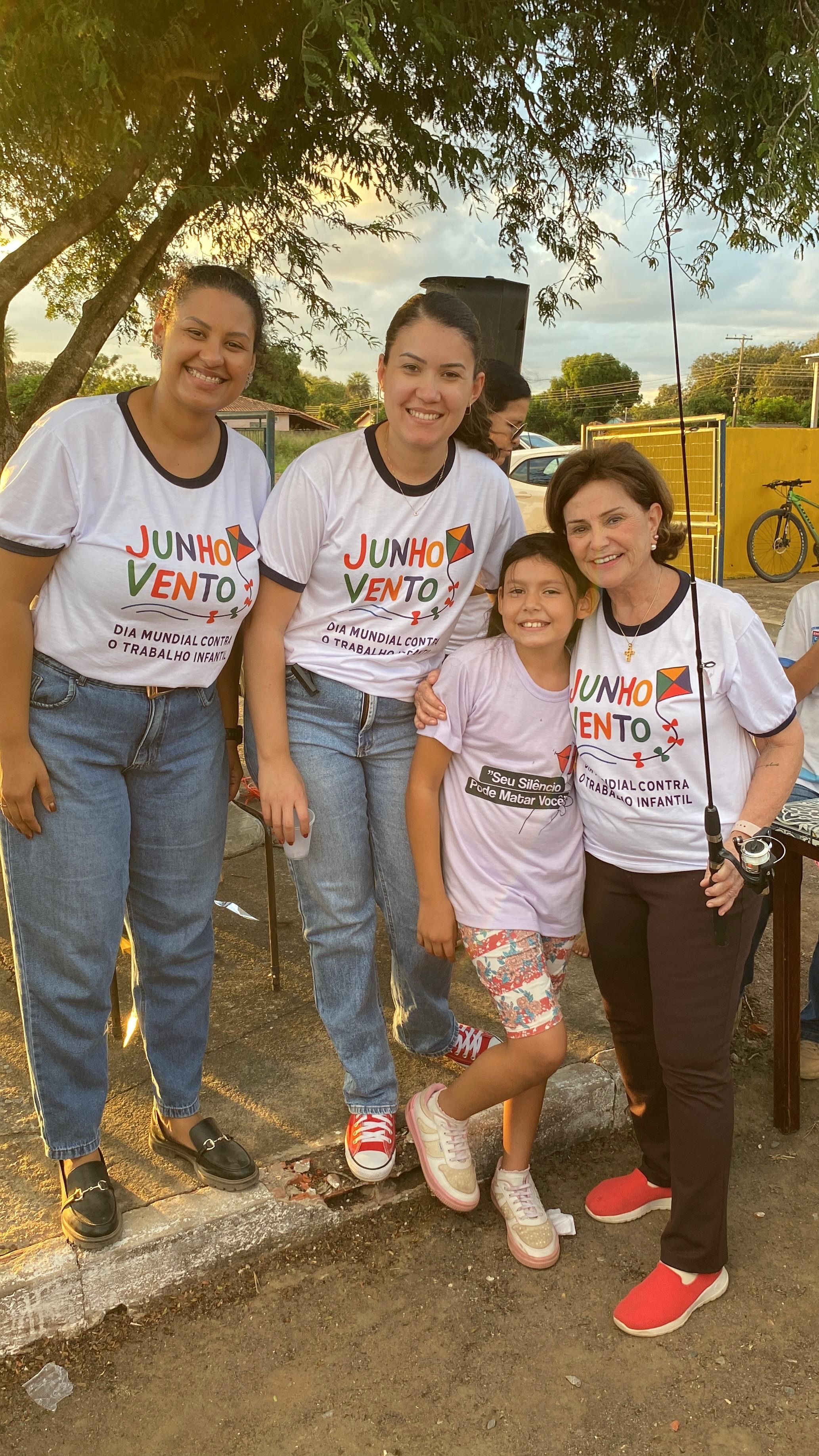 Junho Vento - Secretaria de Assistência Social realiza oficina de pipas em alusão ao Dia Mundial contra o Trabalho Infantil Junho Vento - Secretaria de Assistência Social realiza oficina de pipas em alusão ao Dia Mundial contra o Trabalho Infantil