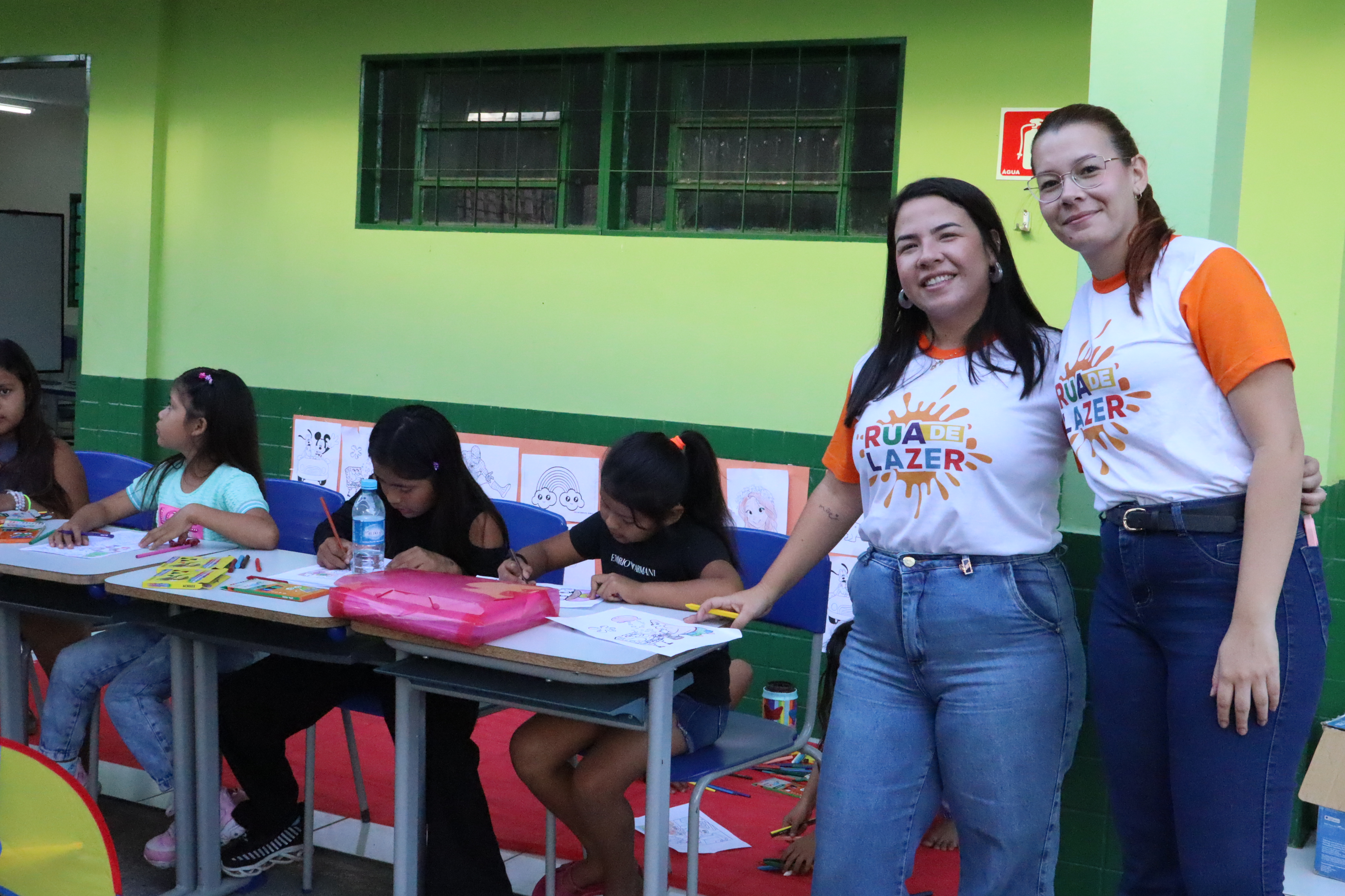 Aldeia Alves de Barros recebe o Programa MS em Ação: Segurança e Cidadania com presença de autoridades e serviços essenciais Aldeia Alves de Barros recebe o Programa MS em Ação: Segurança e Cidadania com presença de autoridades e serviços essenciais