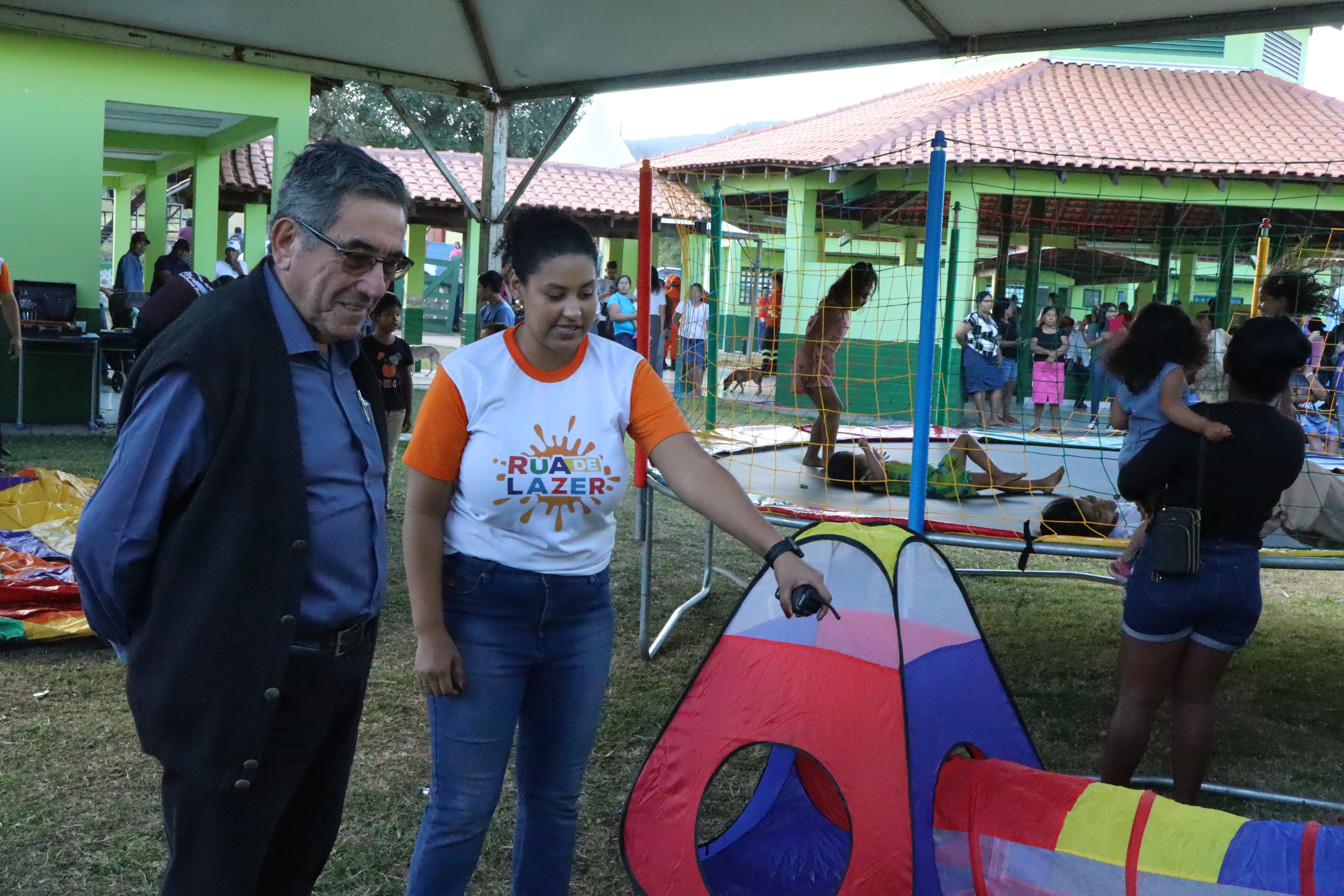 Aldeia Alves de Barros recebe o Programa MS em Ação: Segurança e Cidadania com presença de autoridades e serviços essenciais Aldeia Alves de Barros recebe o Programa MS em Ação: Segurança e Cidadania com presença de autoridades e serviços essenciais