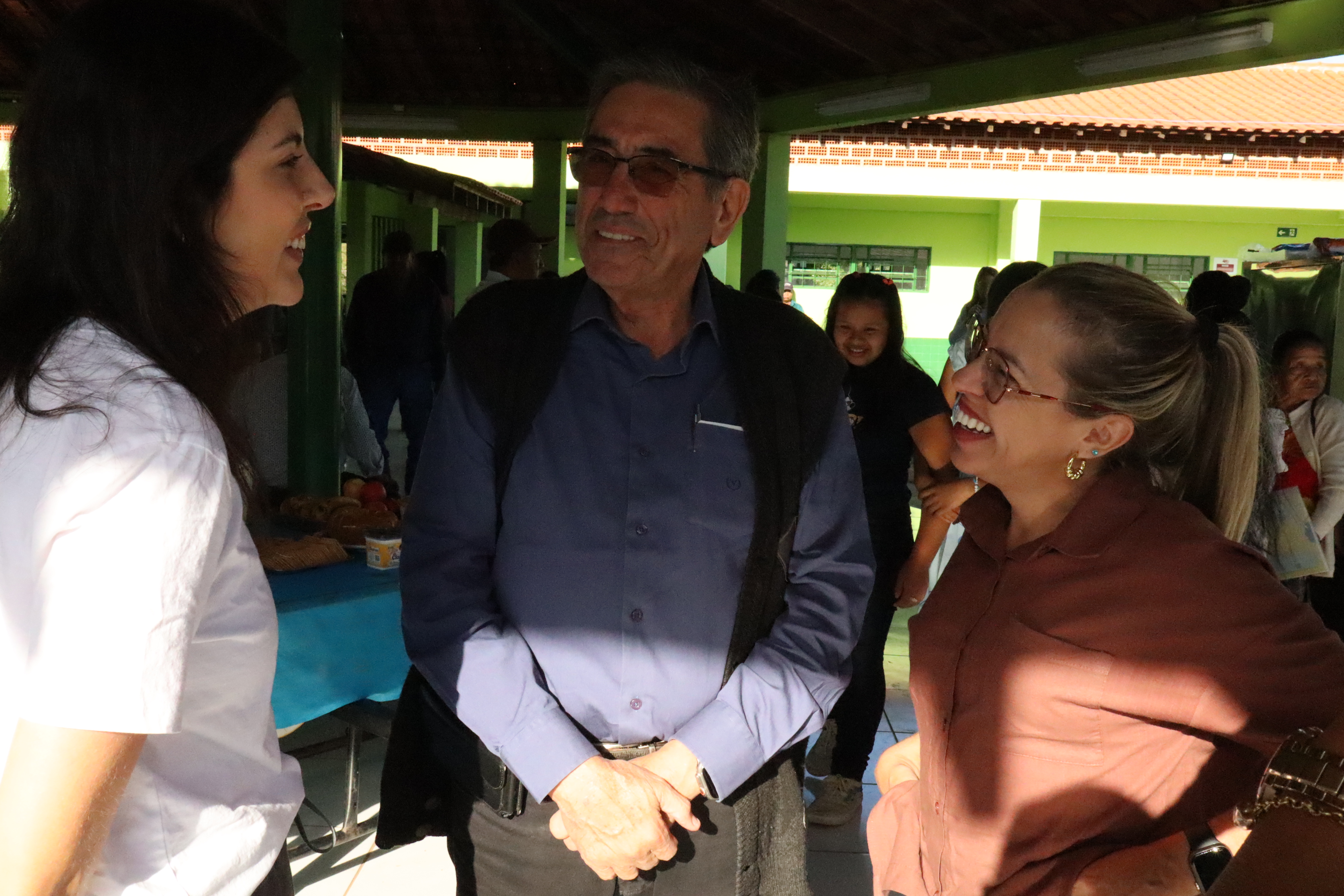 Aldeia Alves de Barros recebe o Programa MS em Ação: Segurança e Cidadania com presença de autoridades e serviços essenciais Aldeia Alves de Barros recebe o Programa MS em Ação: Segurança e Cidadania com presença de autoridades e serviços essenciais
