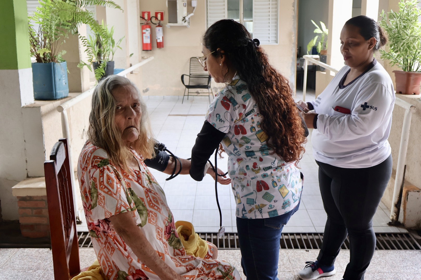 Ação Saúde do Idoso leva cuidados de saúde e bem-estar ao Lar dos Idosos São Vicente de Paula Ação Saúde do Idoso leva cuidados de saúde e bem-estar ao Lar dos Idosos São Vicente de Paula