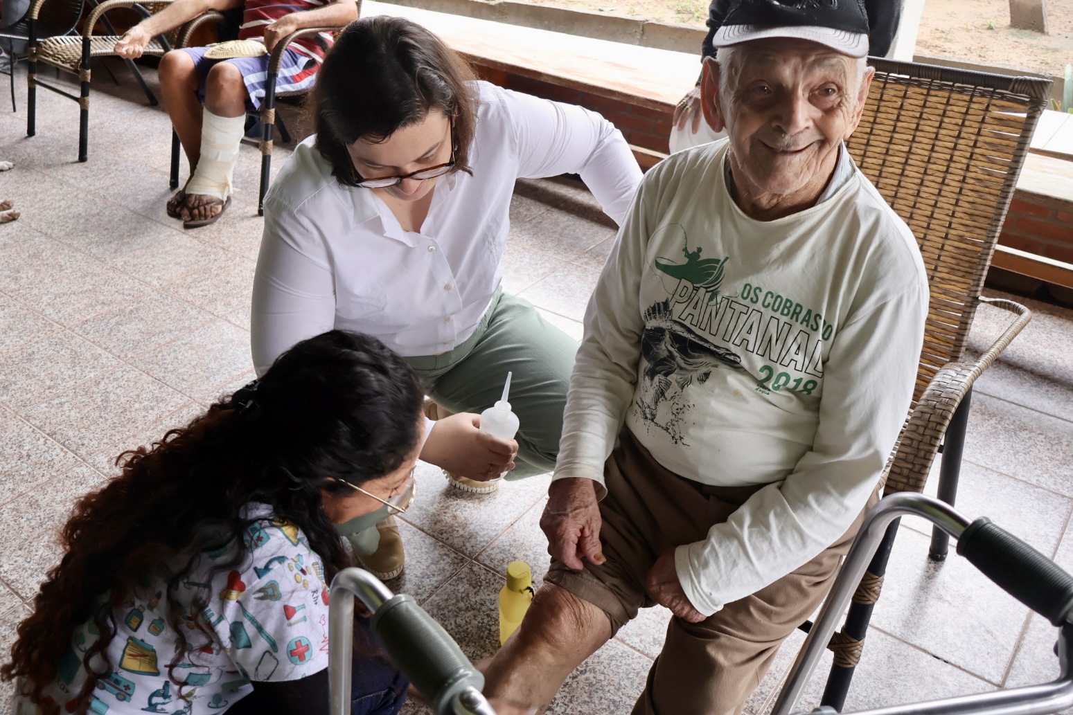 Ação Saúde do Idoso leva cuidados de saúde e bem-estar ao Lar dos Idosos São Vicente de Paula Ação Saúde do Idoso leva cuidados de saúde e bem-estar ao Lar dos Idosos São Vicente de Paula