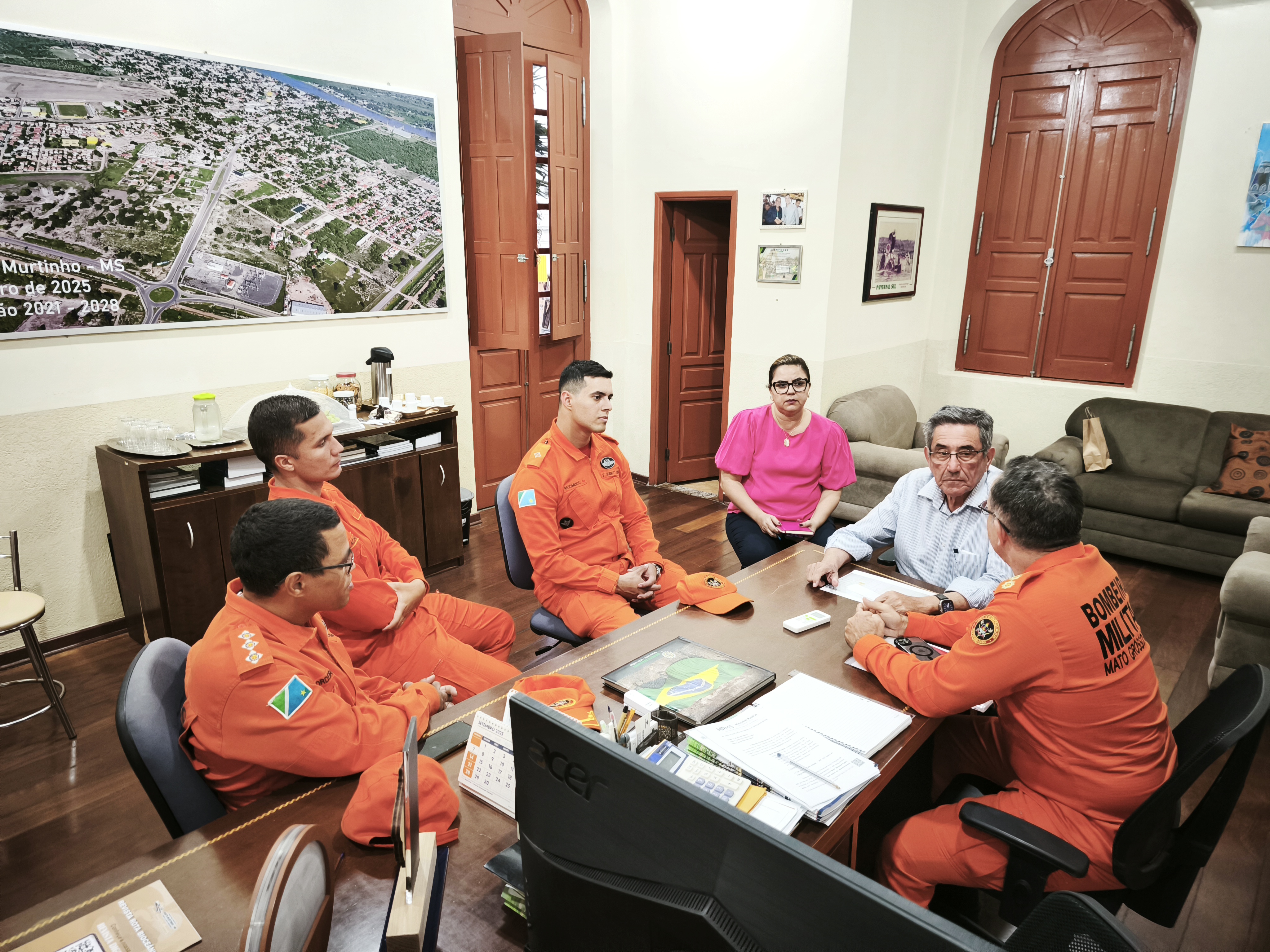 Reunião com o Corpo de Bombeiros reforça parceria em prol de Porto Murtinho Reunião com o Corpo de Bombeiros reforça parceria em prol de Porto Murtinho