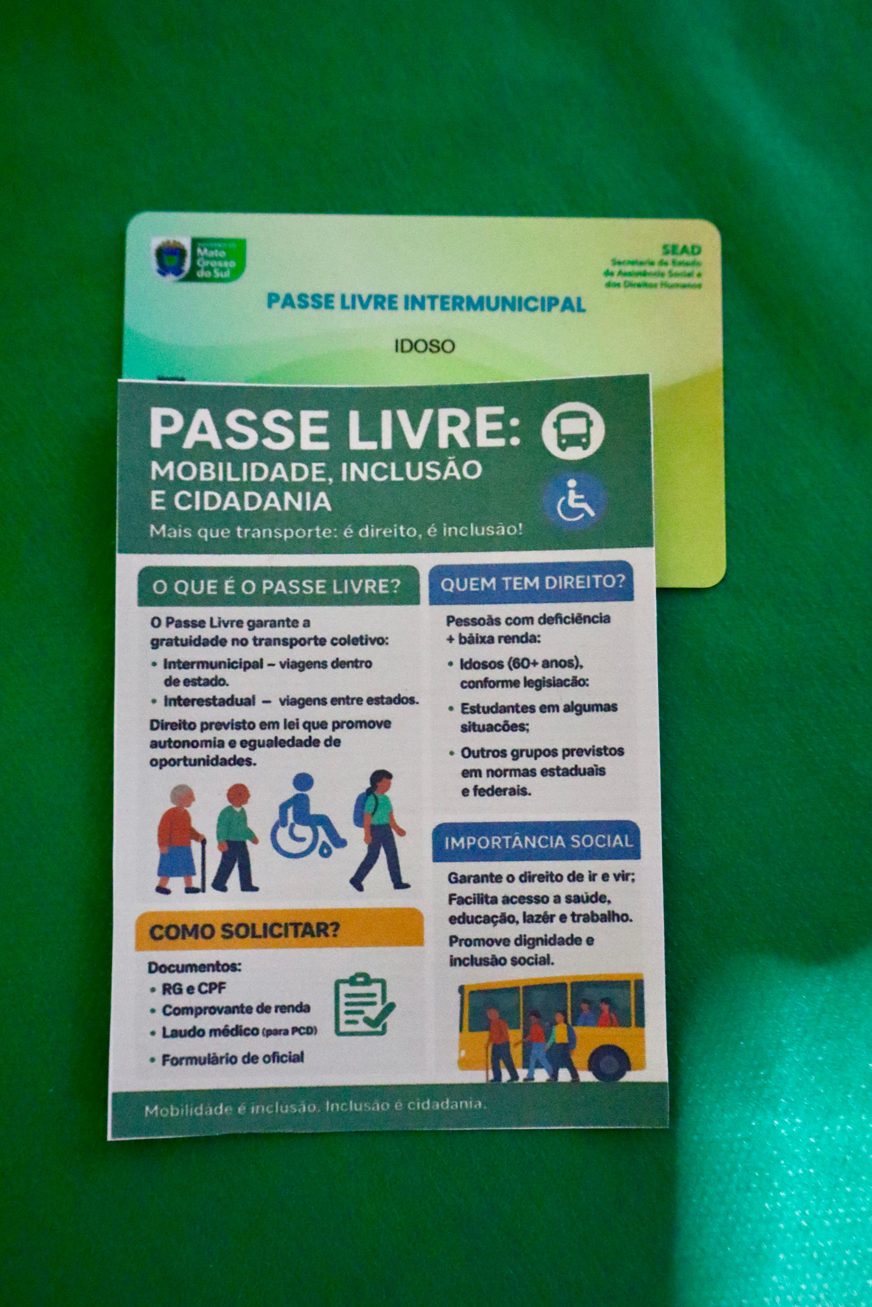 ENTREGA DE CARTEIRINHAS DO PASSE LIVRE