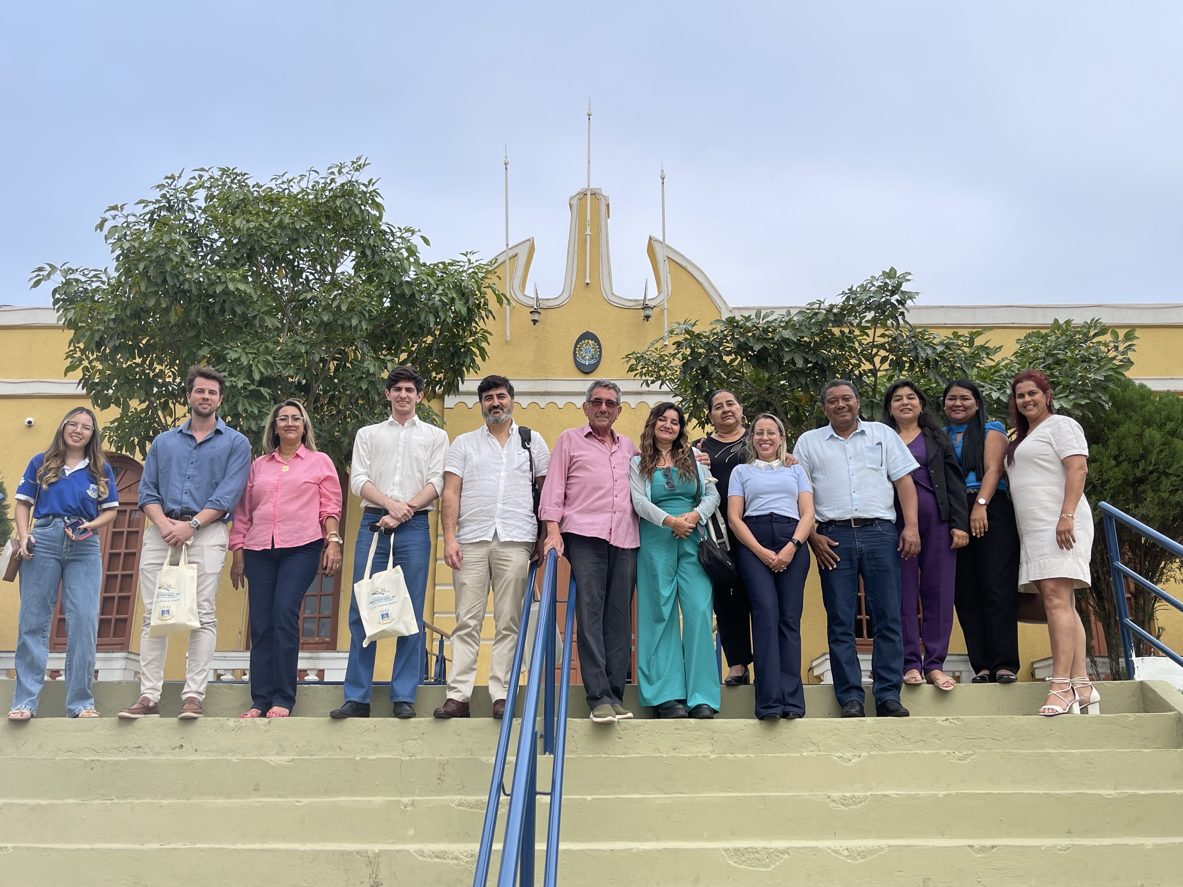 Prefeito Nelson Cintra acompanha evento em Campo Grande e recebe delegação chilena em Porto Murtinho Prefeito Nelson Cintra acompanha evento em Campo Grande e recebe delegação chilena em Porto Murtinho