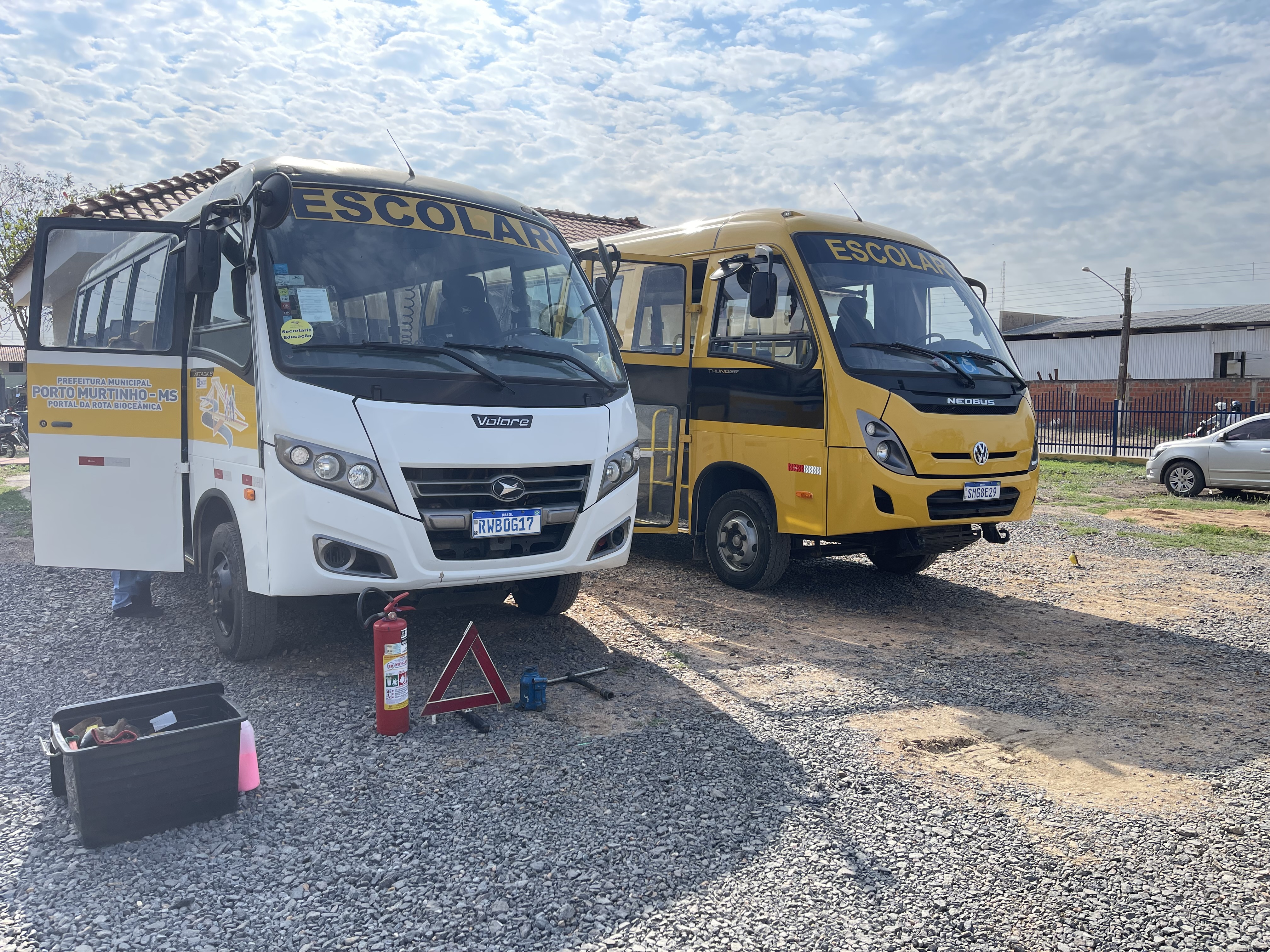 Prefeitura de Porto Murtinho realiza vistoria em veículos da frota da Educação Prefeitura de Porto Murtinho realiza vistoria em veículos da frota da Educação