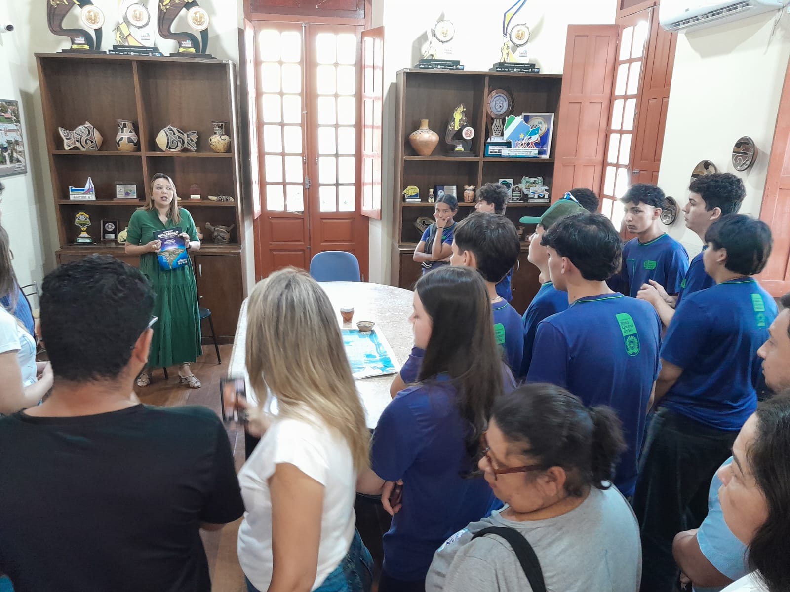 Prefeitura de Porto Murtinho recebe visita técnica de estudantes de Guia Lopes da Laguna