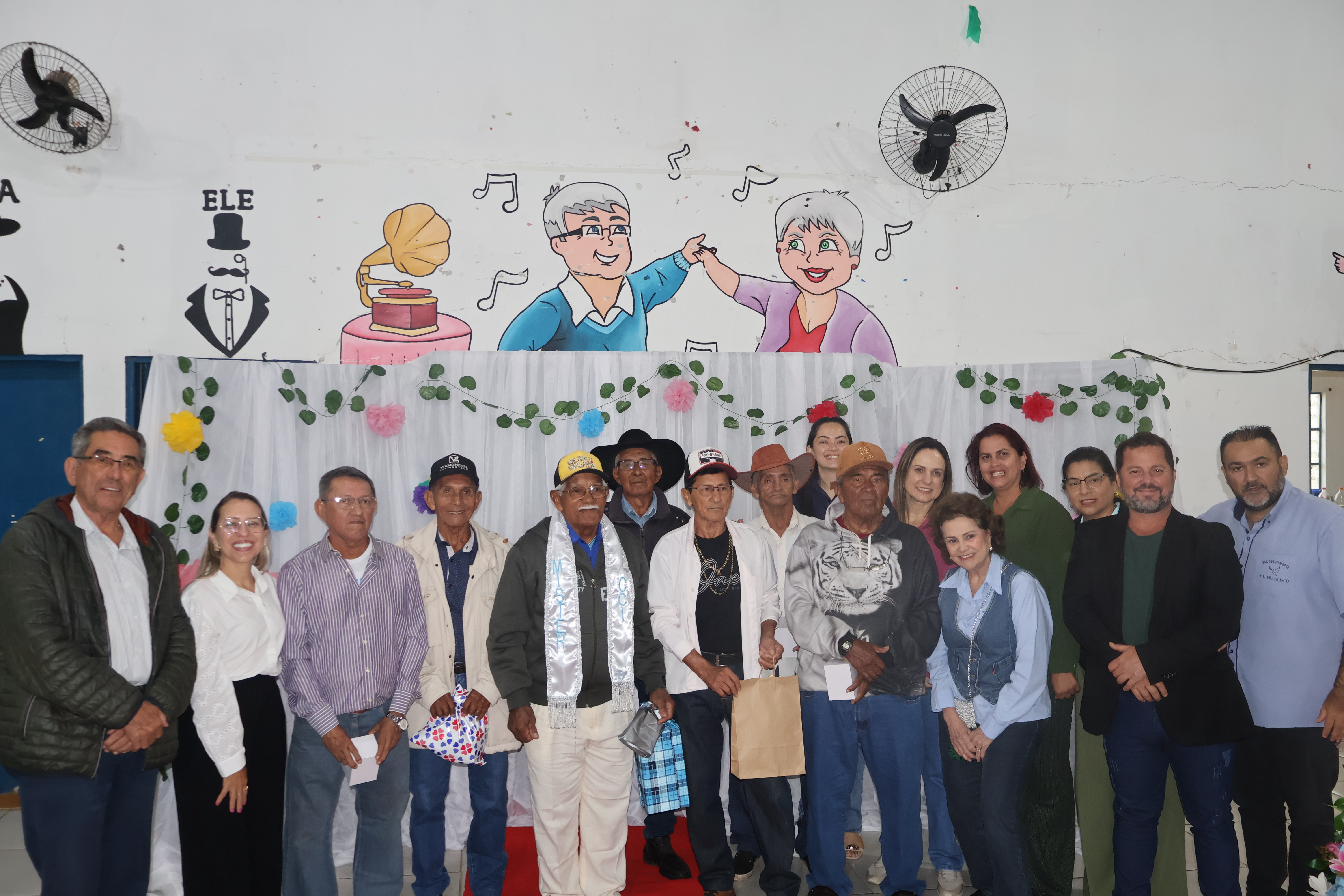 Concurso “Mr. CCI” celebra alegria e elegância da melhor idade em Porto Murtinho Concurso “Mr. CCI” celebra alegria e elegância da melhor idade em Porto Murtinho