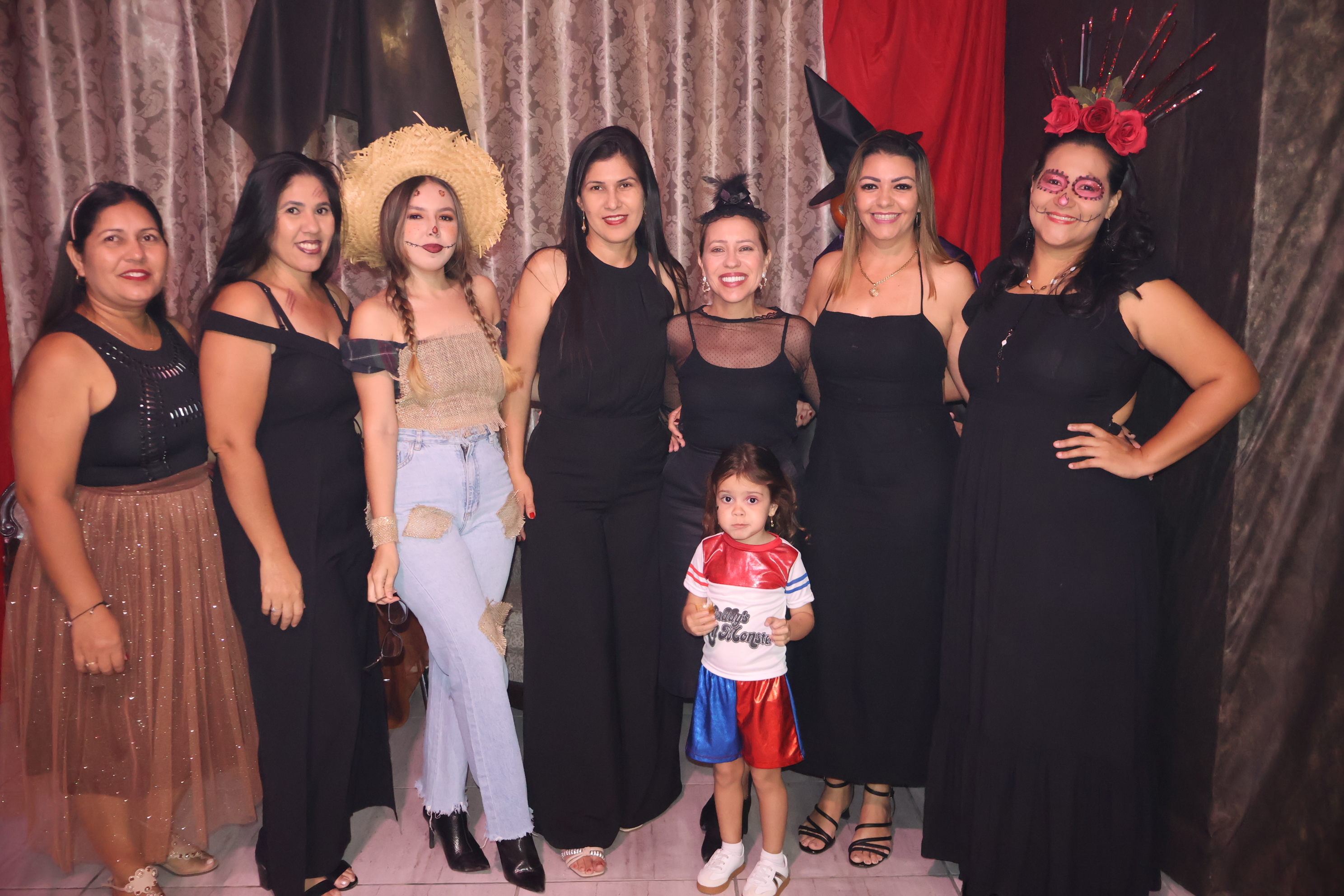 Festa de Halloween celebra o Dia do Servidor Municipal e agita a Praça de Eventos José Barbosa de Souza Coelho Festa de Halloween celebra o Dia do Servidor Municipal e agita a Praça de Eventos José Barbosa de Souza Coelho