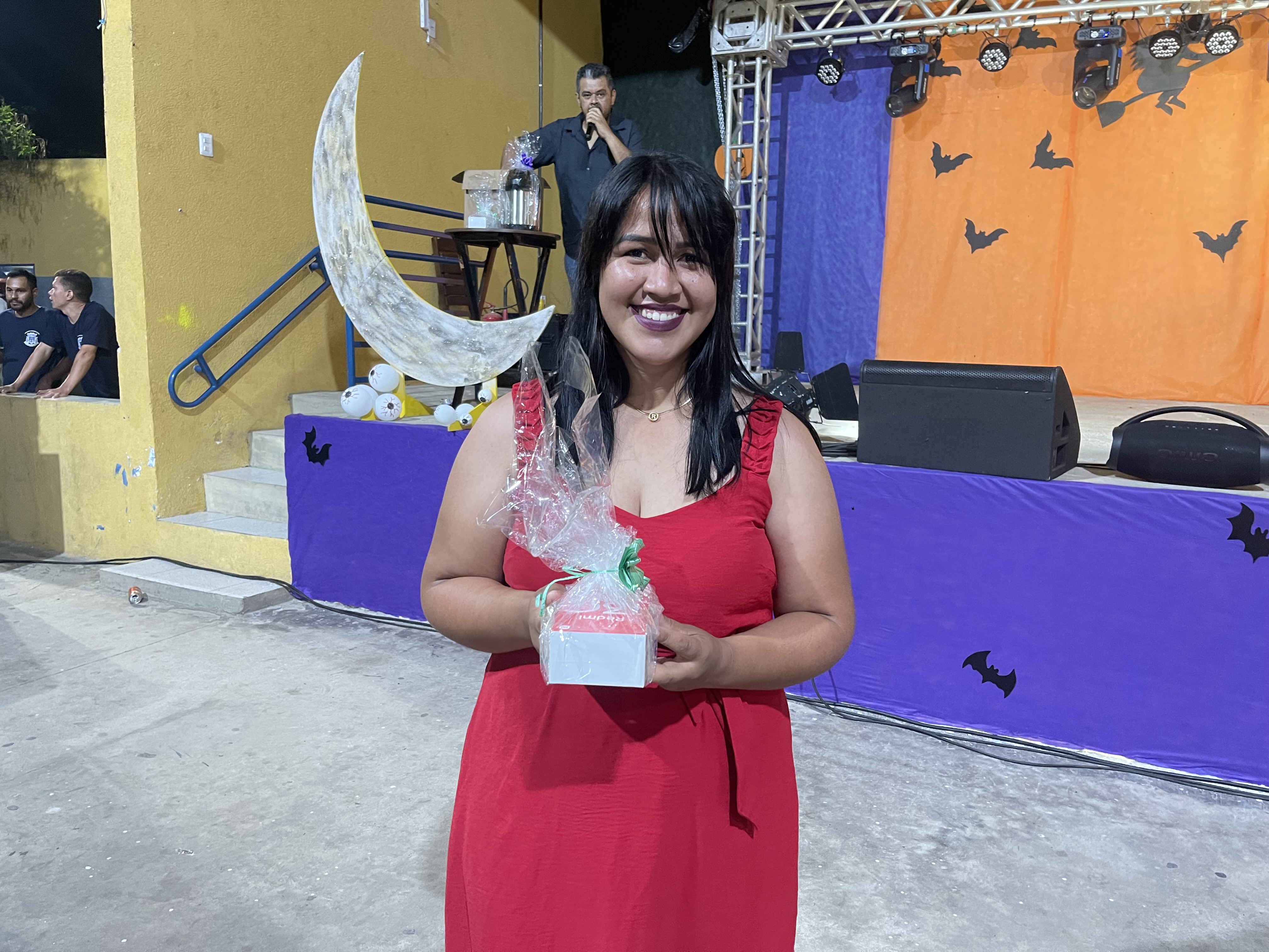 Festa de Halloween celebra o Dia do Servidor Municipal e agita a Praça de Eventos José Barbosa de Souza Coelho Festa de Halloween celebra o Dia do Servidor Municipal e agita a Praça de Eventos José Barbosa de Souza Coelho