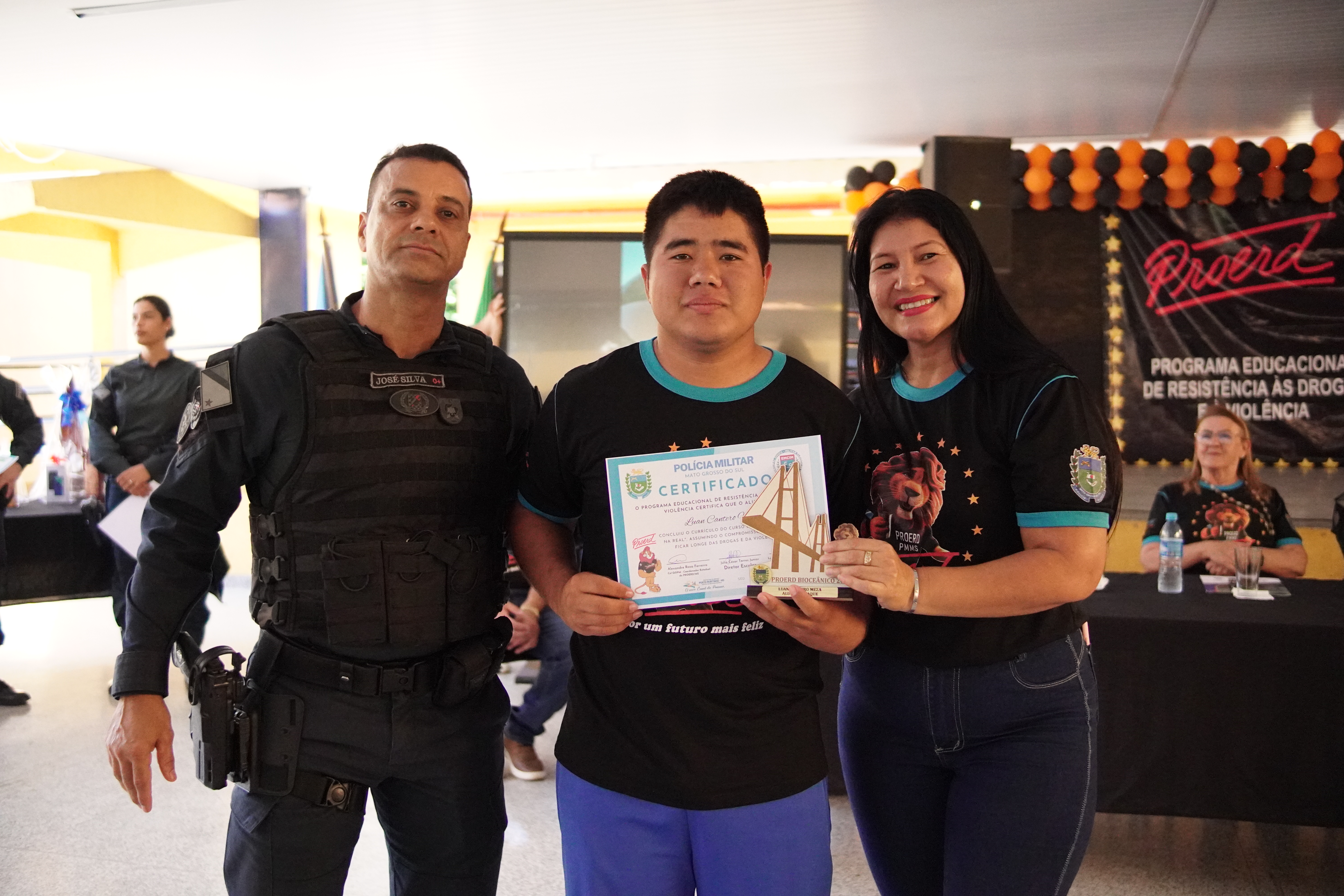 PORTO MURTINHO REALIZA FORMATURA DO PROERD 2025 NA ESCOLA MUNICIPAL CÍVICO-MILITAR CLÁUDIO DE OLIVEIRA PORTO MURTINHO REALIZA FORMATURA DO PROERD 2025 NA ESCOLA MUNICIPAL CÍVICO-MILITAR CLÁUDIO DE OLIVEIRA