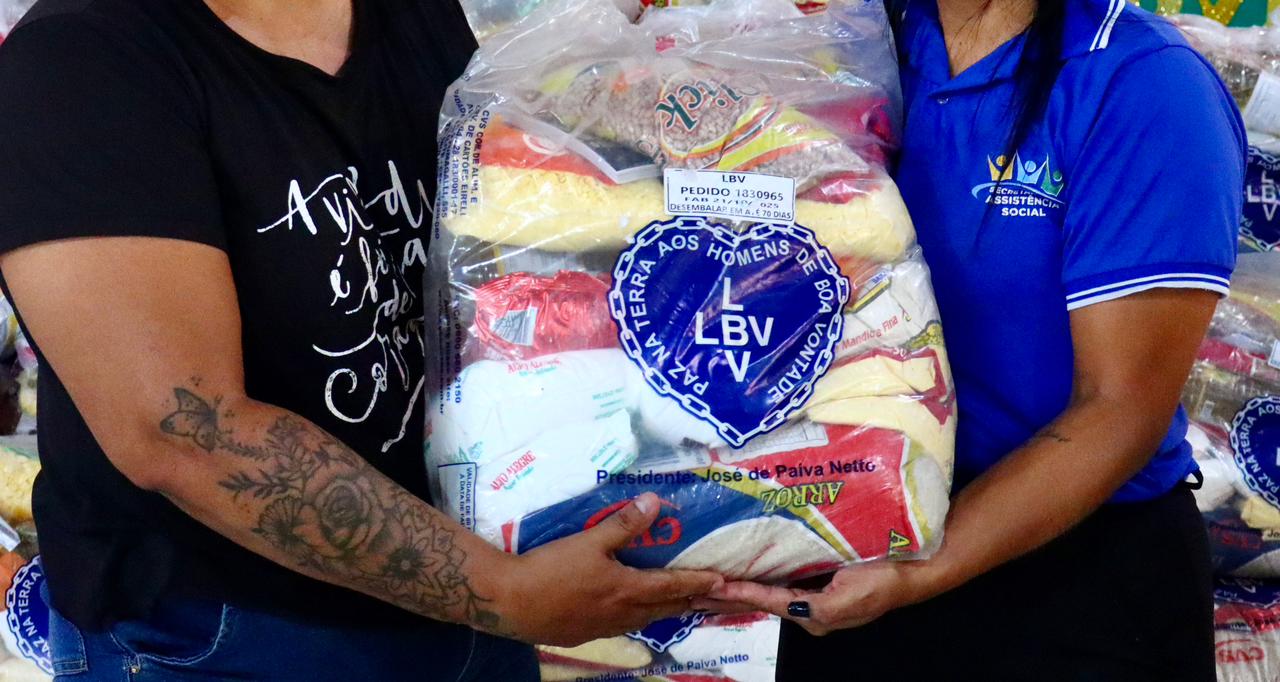 LBV realiza entrega de Cestas de Natal em Porto Murtinho LBV realiza entrega de Cestas de Natal em Porto Murtinho