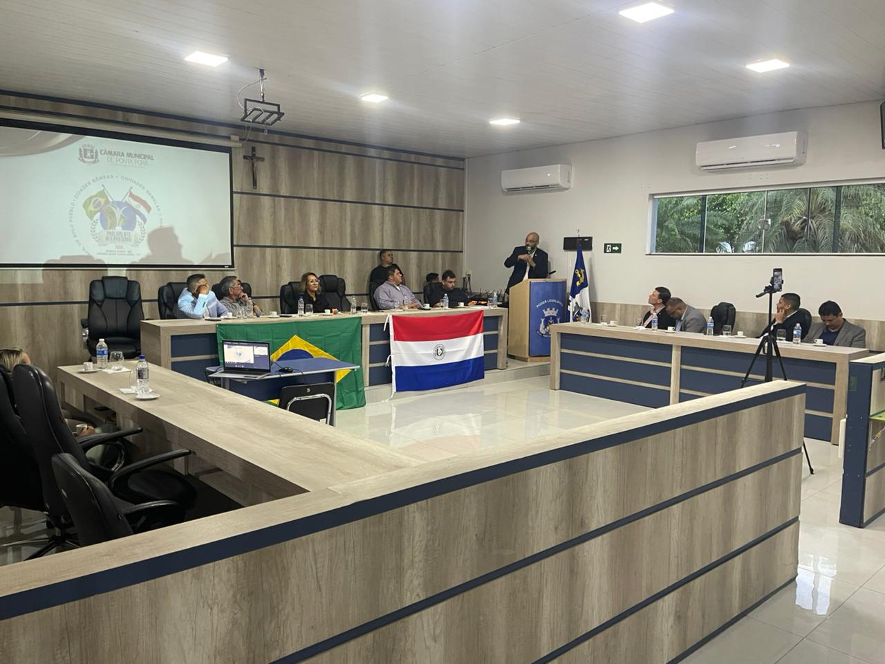 Gestão Municipal recebe vereadores de Ponta Porã e participa de agenda institucional na Câmara de Porto Murtinho Gestão Municipal recebe vereadores de Ponta Porã e participa de agenda institucional na Câmara de Porto Murtinho