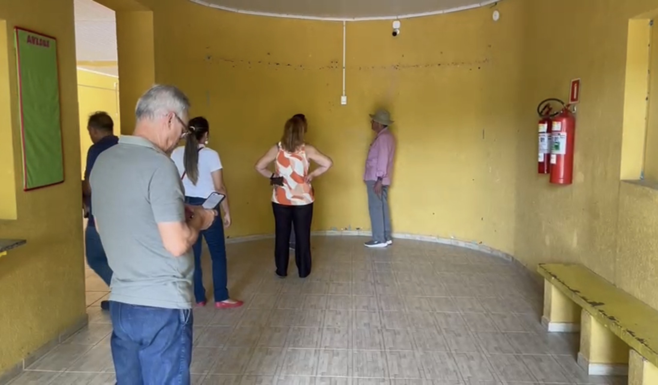 Prefeito Nelson Cintra realiza visitas às escolas municipais para avaliar necessidades estruturais