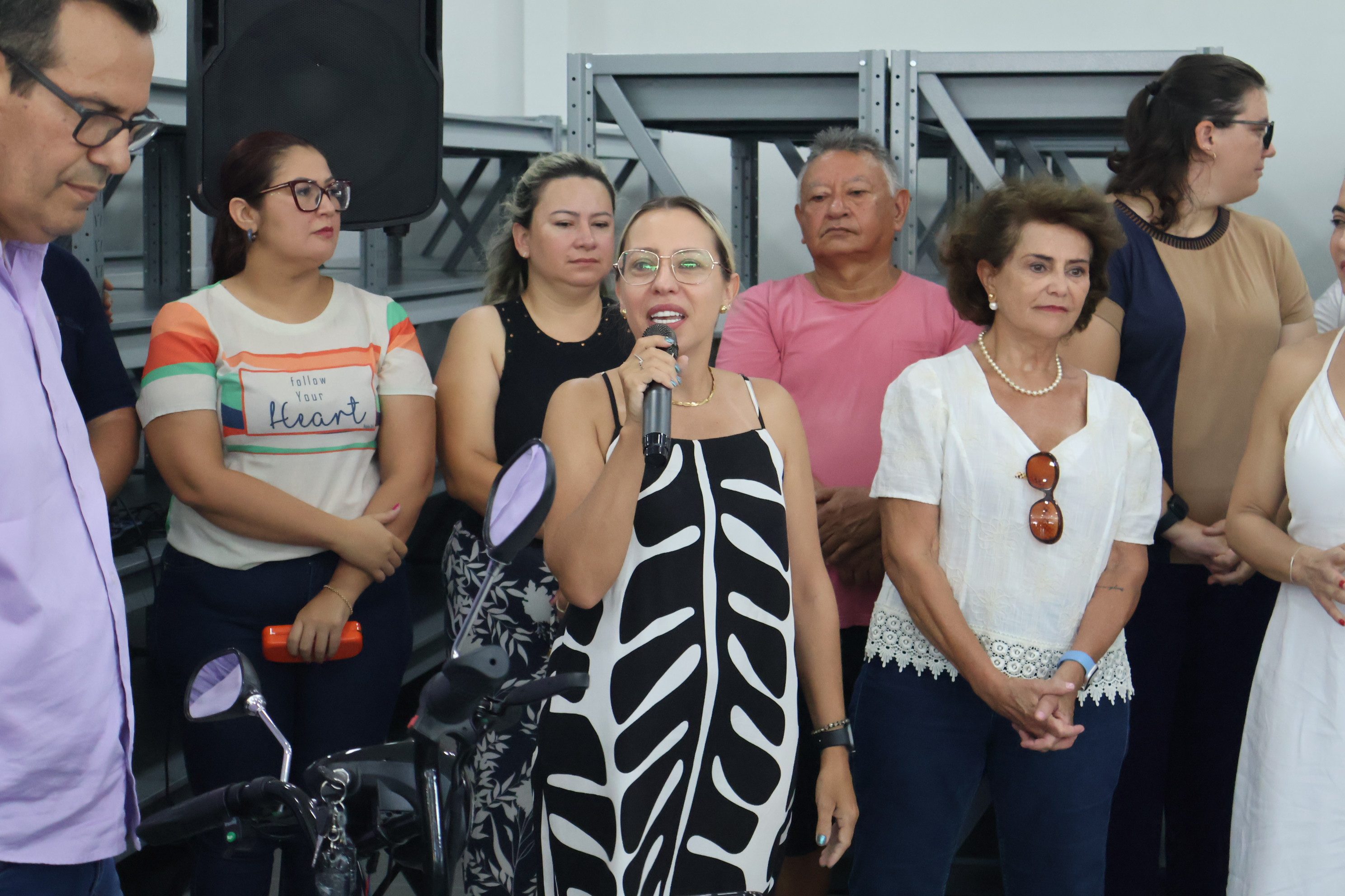 VISITA SENADORA SORAYA THRONICKE