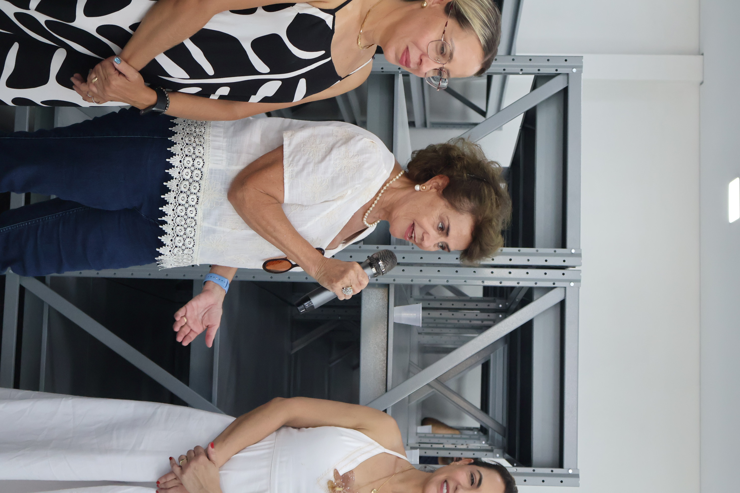 VISITA SENADORA SORAYA THRONICKE