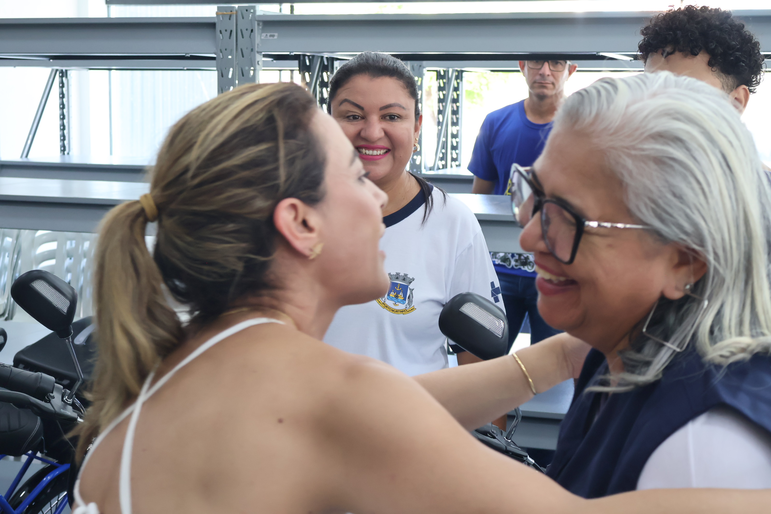 VISITA SENADORA SORAYA THRONICKE
