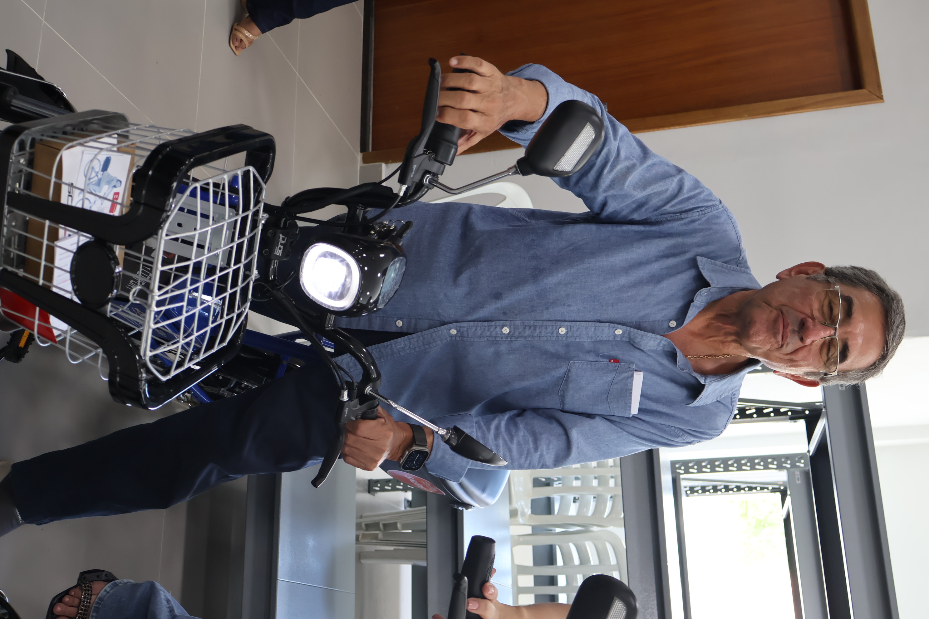 VISITA SENADORA SORAYA THRONICKE