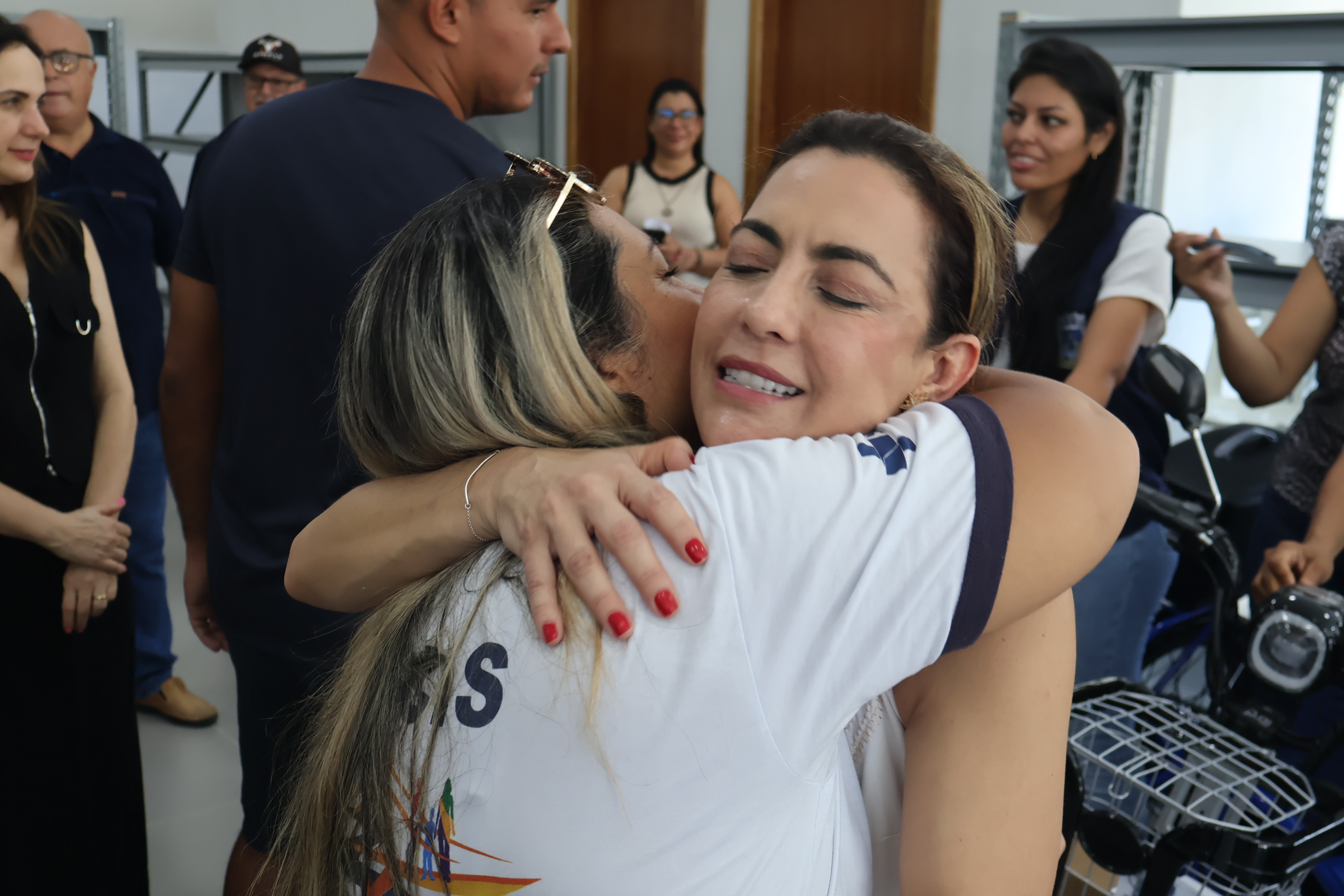 VISITA SENADORA SORAYA THRONICKE