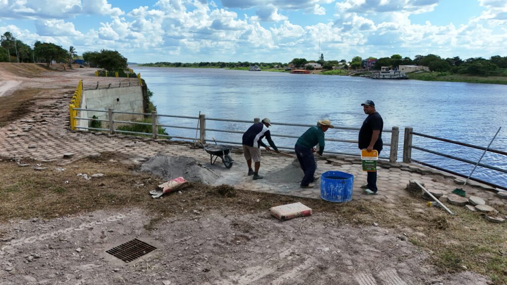 Obra na Orla do rio Paraguai vai fortalecer sistema de drenagem e garantir irrigação de toda a área do dique Obra na Orla do rio Paraguai vai fortalecer sistema de drenagem e garantir irrigação de toda a área do dique