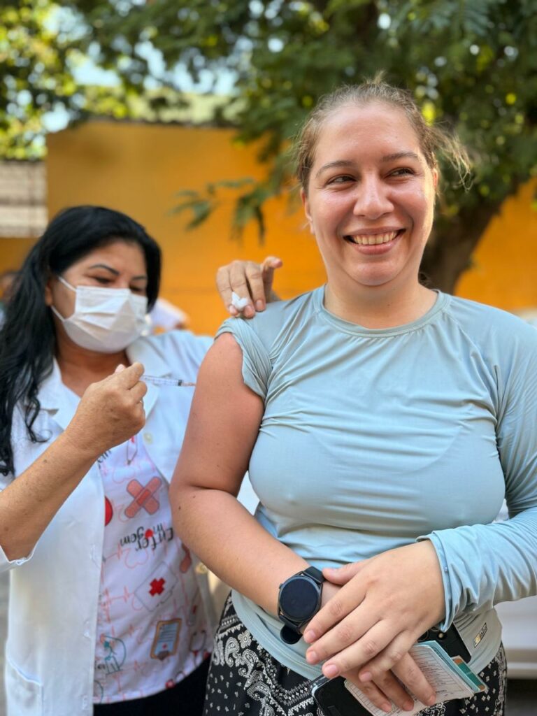 Campanha de vacinação contra a dengue imuniza agentes de saúde e vigilância sanitária em Porto Murtinho