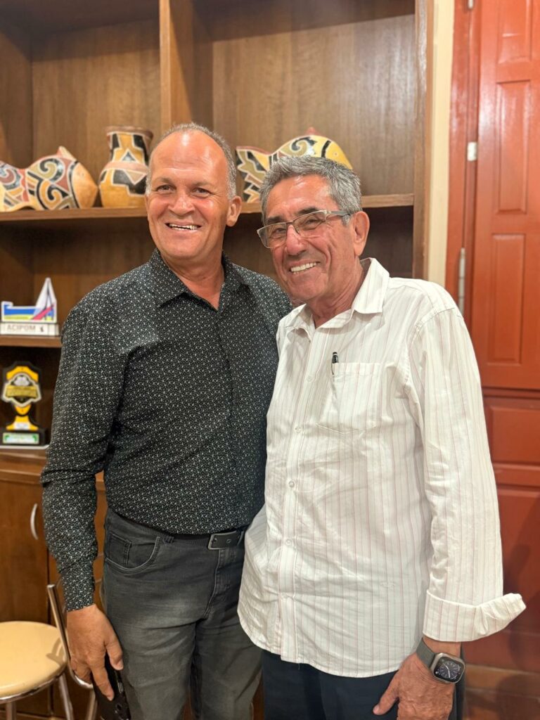 Prefeitura de Porto Murtinho promove reunião com pastores para dialogar sobre projetos sociais e eventos religiosos