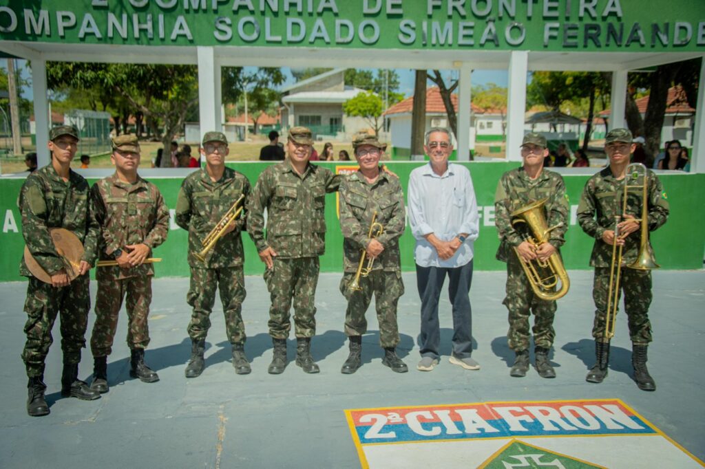 Formatura de incorporação marca início da jornada de novos soldados em Porto Murtinho