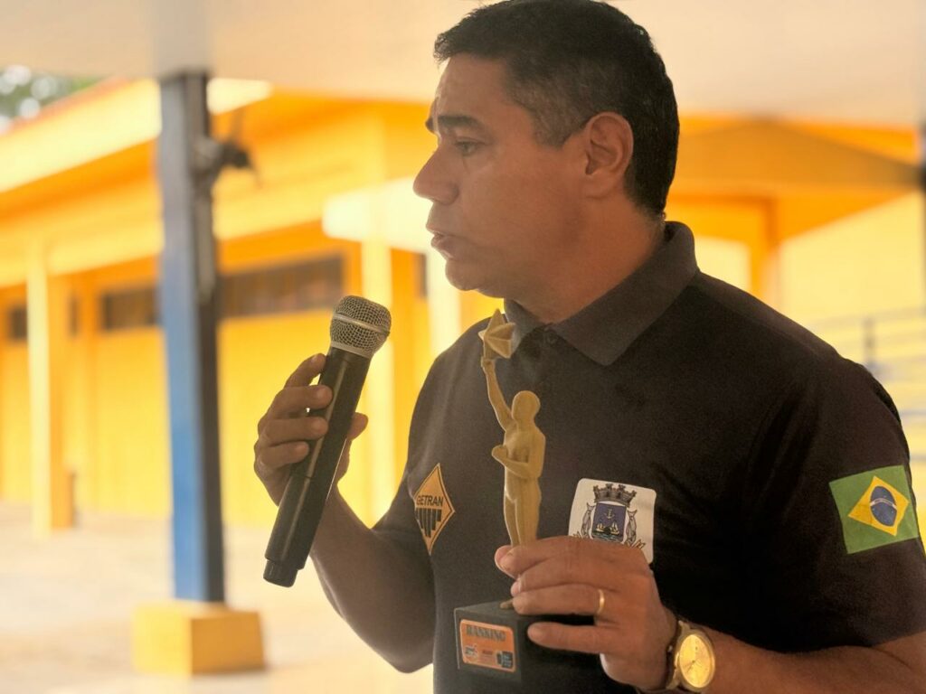 Educação no trânsito: alunos da Escola Cívico-Militar Cláudio de Oliveira participam de palestra de conscientização em Porto Murtinho