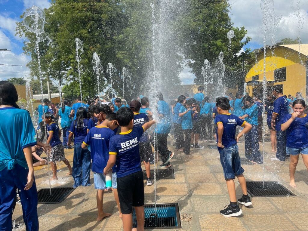 Caminhada escolar marca ação de conscientização pelo Dia Mundial da Água em Porto Murtinho Caminhada escolar marca ação de conscientização pelo Dia Mundial da Água em Porto Murtinho
