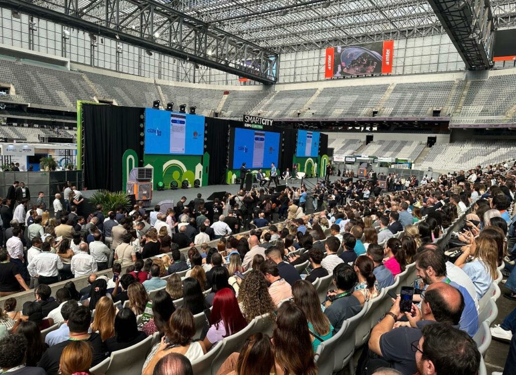Prefeito Nelson Cintra busca referências para o futuro de Porto Murtinho em fase decisiva da Rota Bioceânica Prefeito Nelson Cintra busca referências para o futuro de Porto Murtinho em fase decisiva da Rota Bioceânica