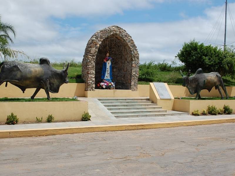 monumento-touro-2-