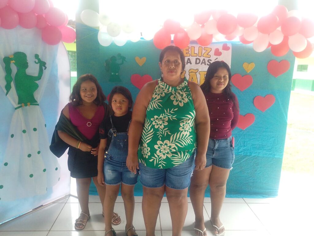 Escolas de Porto Murtinho celebram o Dia das Mães com homenagens, apresentações e momentos de emoção Escolas de Porto Murtinho celebram o Dia das Mães com homenagens, apresentações e momentos de emoção