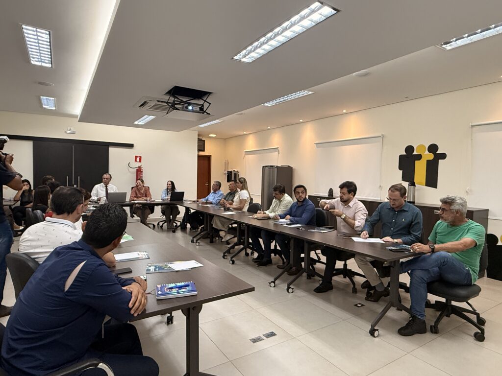 Municípios da Rota Bioceânica participam de reunião na Assomasul para alinhar ações de desenvolvimento regional