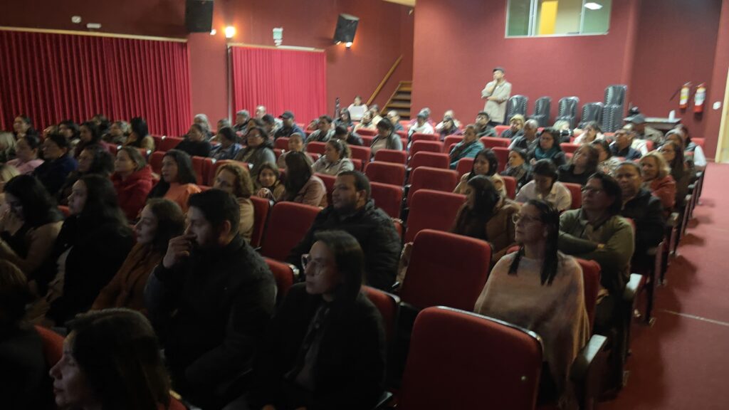 Avaliação do Plano Municipal de Educação é realizada no Cine Teatro Ney Machado Mesquita Avaliação do Plano Municipal de Educação é realizada no Cine Teatro Ney Machado Mesquita