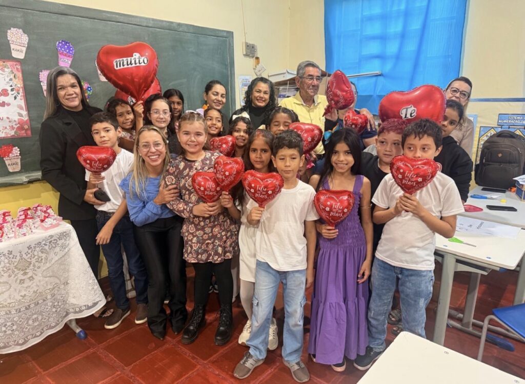Escolas de Porto Murtinho celebram o Dia das Mães com homenagens, apresentações e momentos de emoção Escolas de Porto Murtinho celebram o Dia das Mães com homenagens, apresentações e momentos de emoção