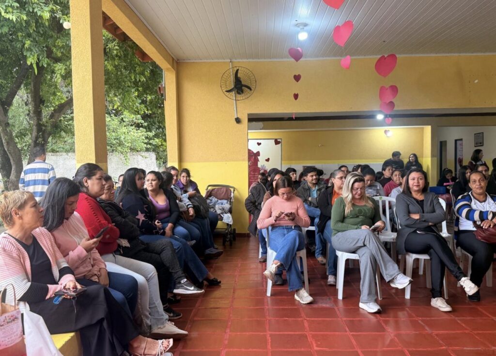 Escolas de Porto Murtinho celebram o Dia das Mães com homenagens, apresentações e momentos de emoção Escolas de Porto Murtinho celebram o Dia das Mães com homenagens, apresentações e momentos de emoção