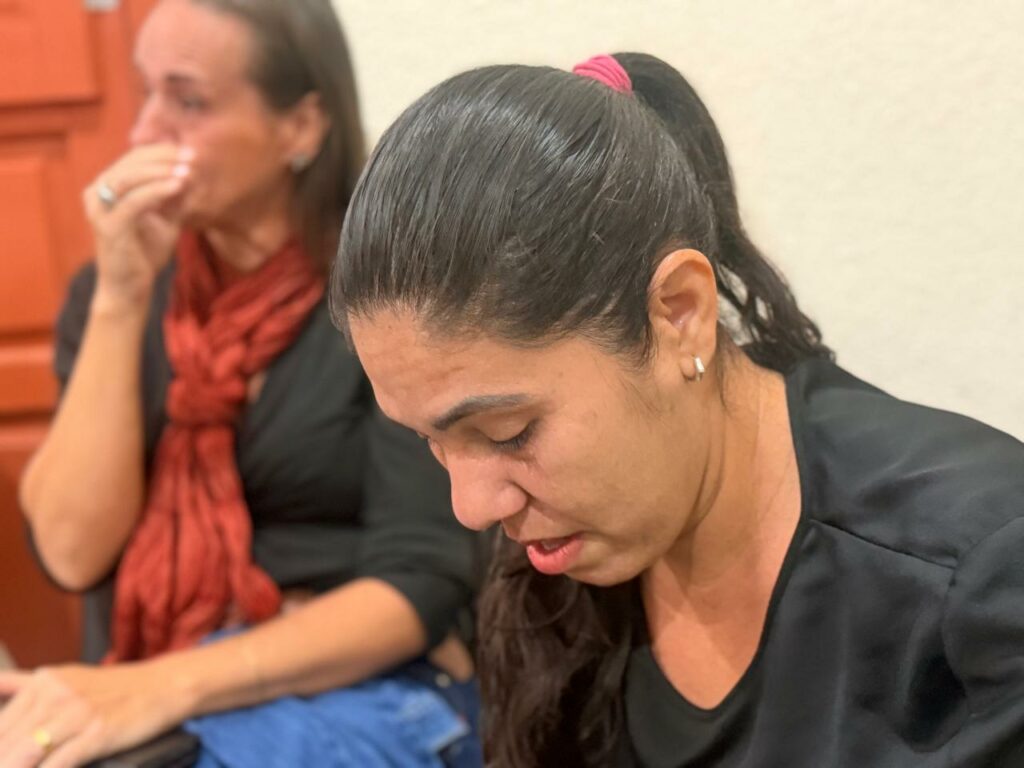 Prefeito Nelson Cintra homenageia mães do gabinete em café da manhã especial pelo Dia das Mães