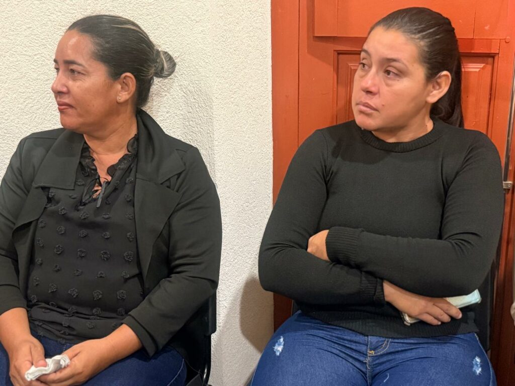 Prefeito Nelson Cintra homenageia mães do gabinete em café da manhã especial pelo Dia das Mães