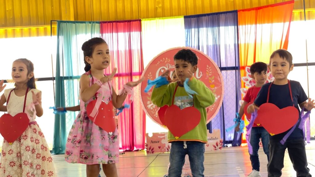 Escolas de Porto Murtinho celebram o Dia das Mães com homenagens, apresentações e momentos de emoção Escolas de Porto Murtinho celebram o Dia das Mães com homenagens, apresentações e momentos de emoção