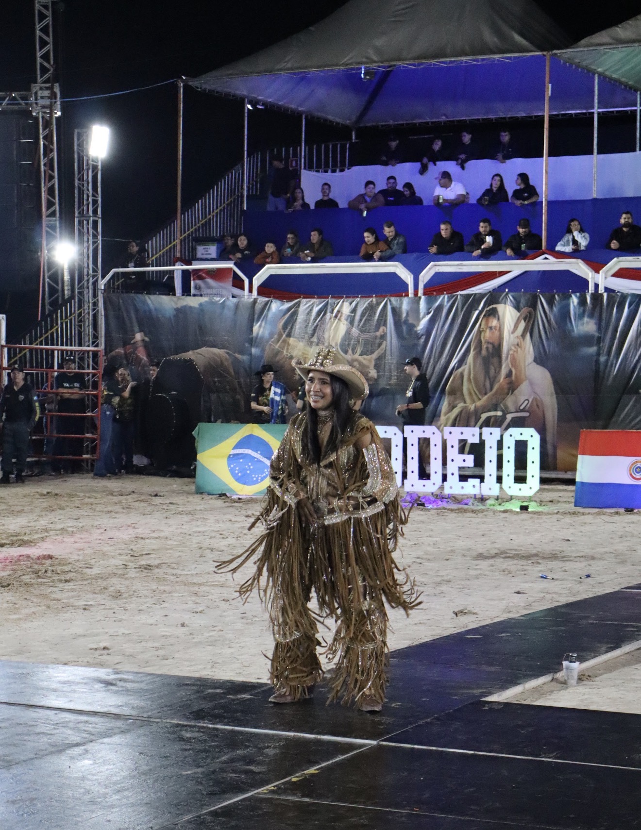 Com apoio da senadora Soraya Thronicke, rodeio marca os 114 anos de Porto Murtinho com quatro dias de festa, cultura, concurso da Rainha do Rodeio e grandes atrações
