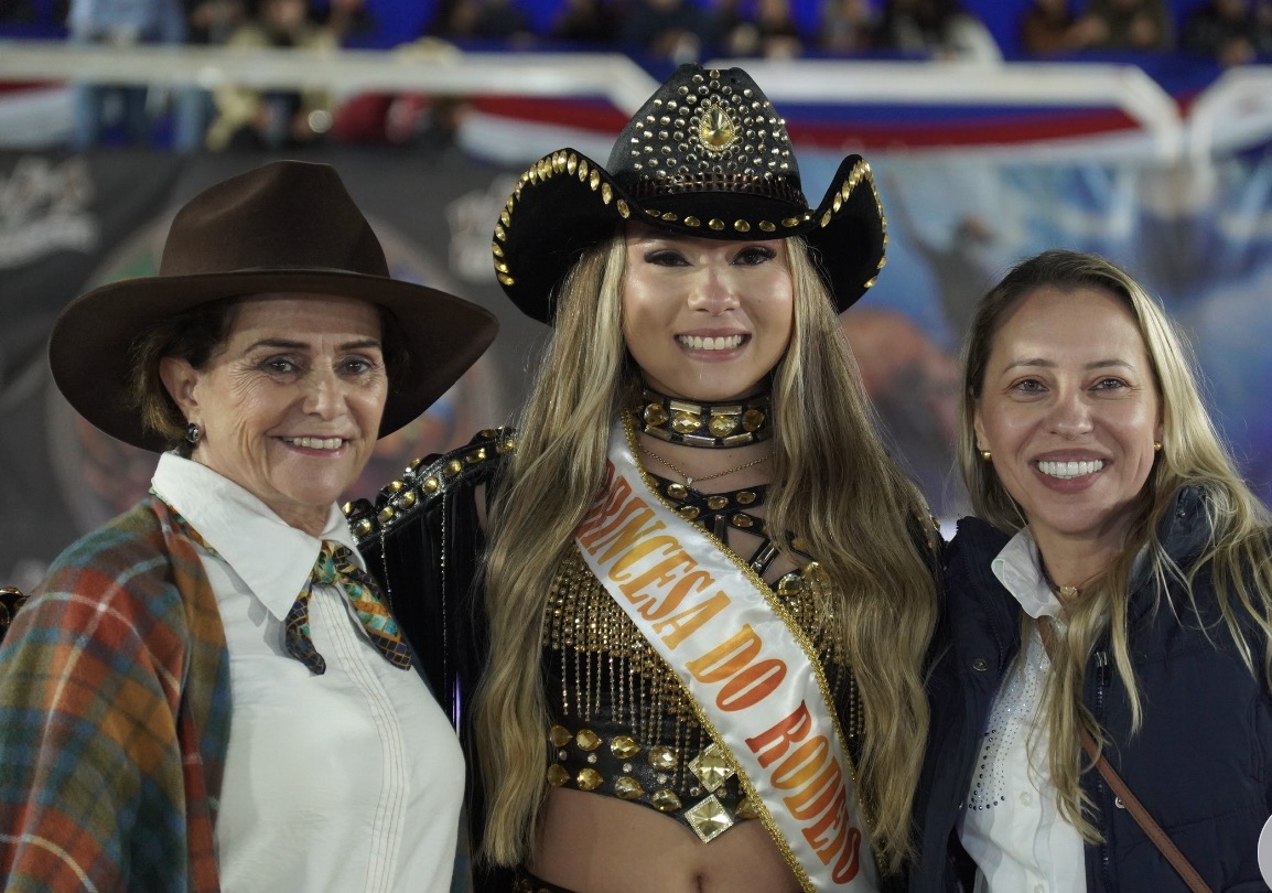 Com apoio da senadora Soraya Thronicke, rodeio marca os 114 anos de Porto Murtinho com quatro dias de festa, cultura, concurso da Rainha do Rodeio e grandes atrações