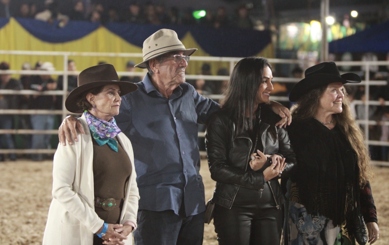 Com apoio da senadora Soraya Thronicke, rodeio marca os 114 anos de Porto Murtinho com quatro dias de festa, cultura, concurso da Rainha do Rodeio e grandes atrações