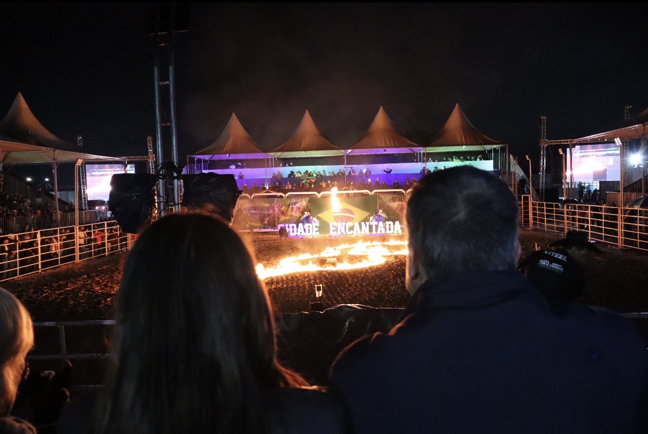 Com apoio da senadora Soraya Thronicke, rodeio marca os 114 anos de Porto Murtinho com quatro dias de festa, cultura, concurso da Rainha do Rodeio e grandes atrações
