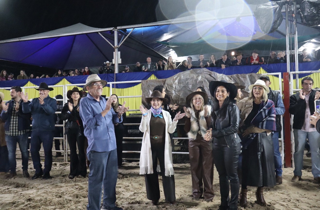 Com apoio da senadora Soraya Thronicke, rodeio marca os 114 anos de Porto Murtinho com quatro dias de festa, cultura, concurso da Rainha do Rodeio e grandes atrações